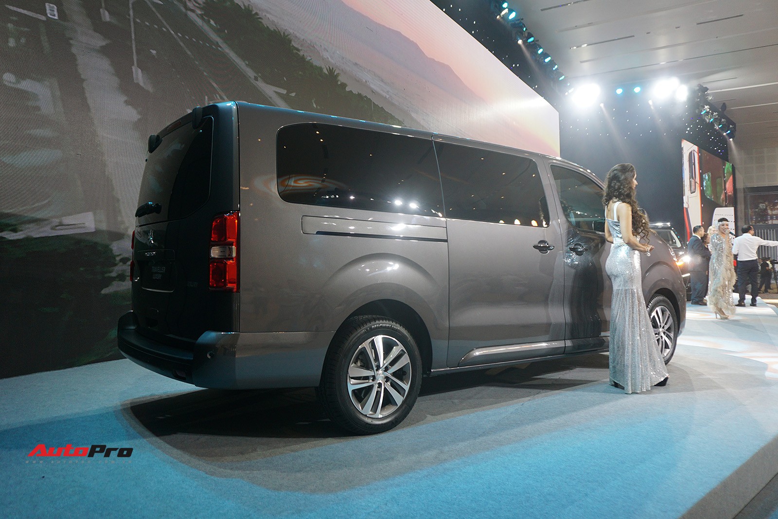 peugeot traveller 3 15570287904531421683966