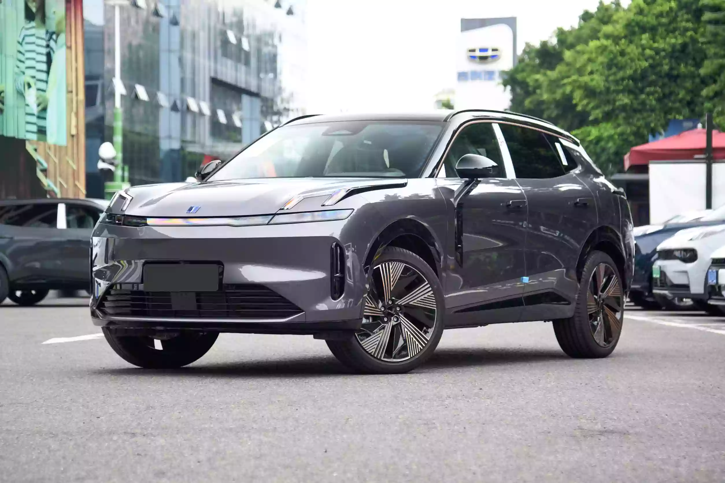 lynk co 08 em p 2023 appearance 1