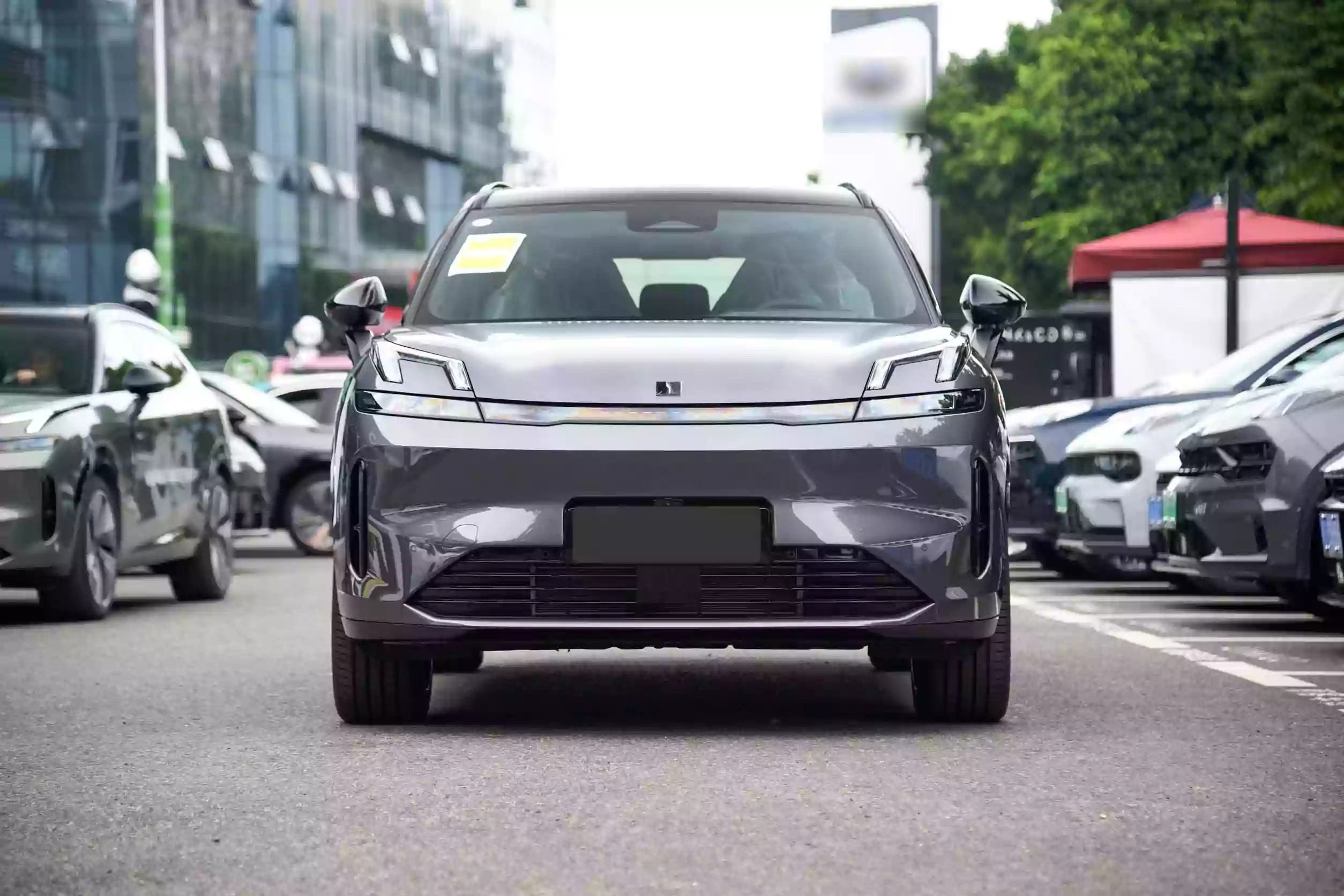 lynk co 08 em p 2023 appearance 2