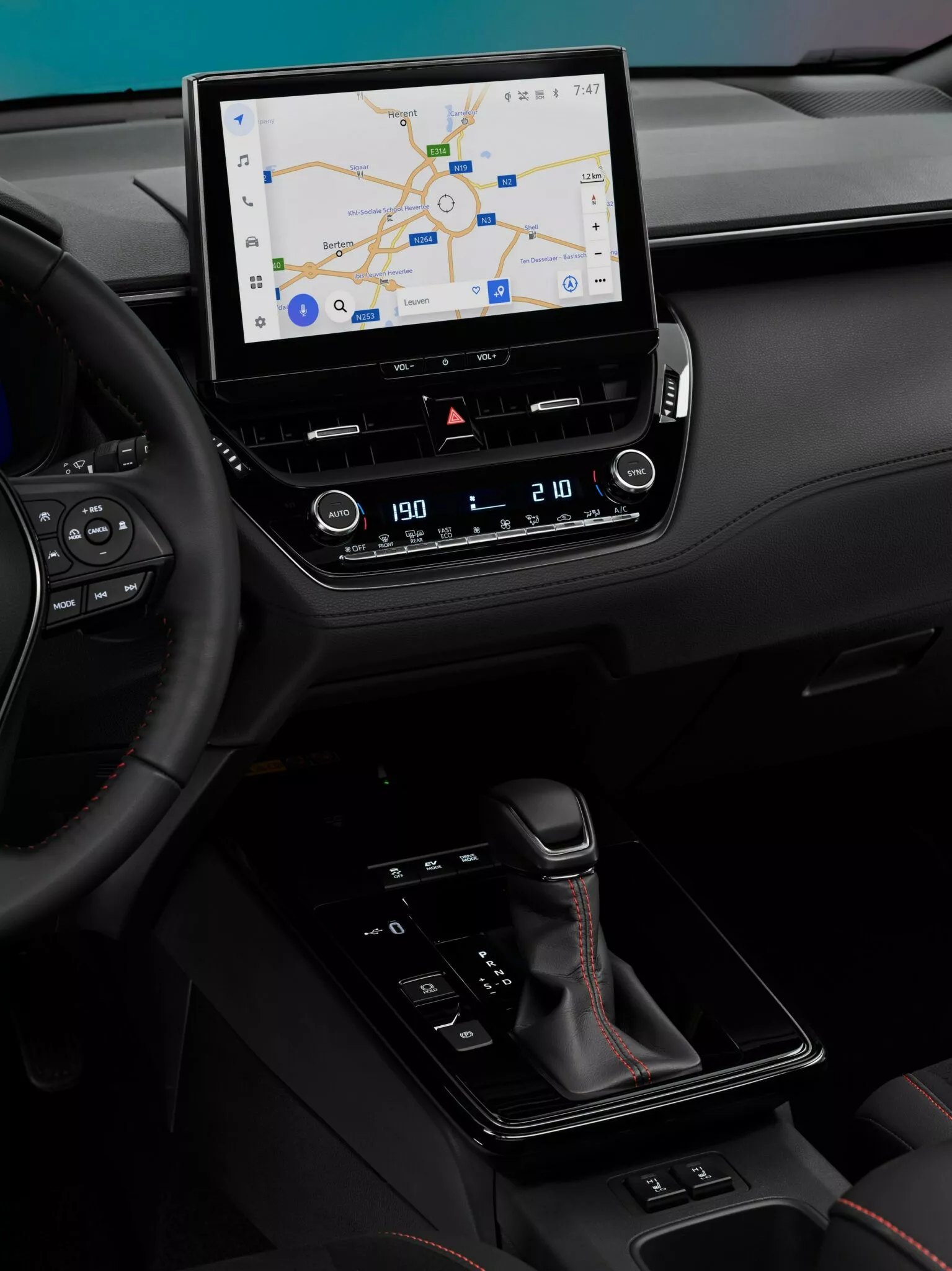 2025 toyota corolla cross 15 1535x2048