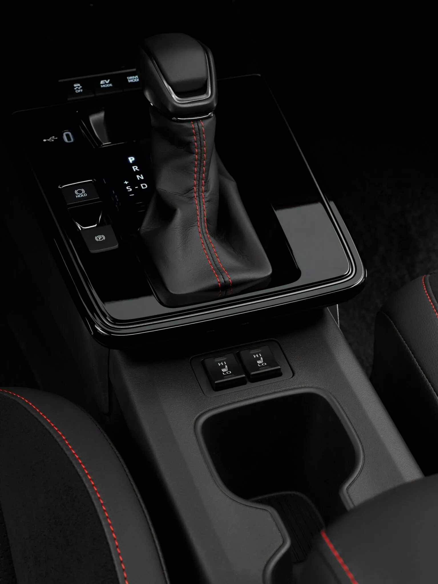 2025 toyota corolla cross 16 1535x2048