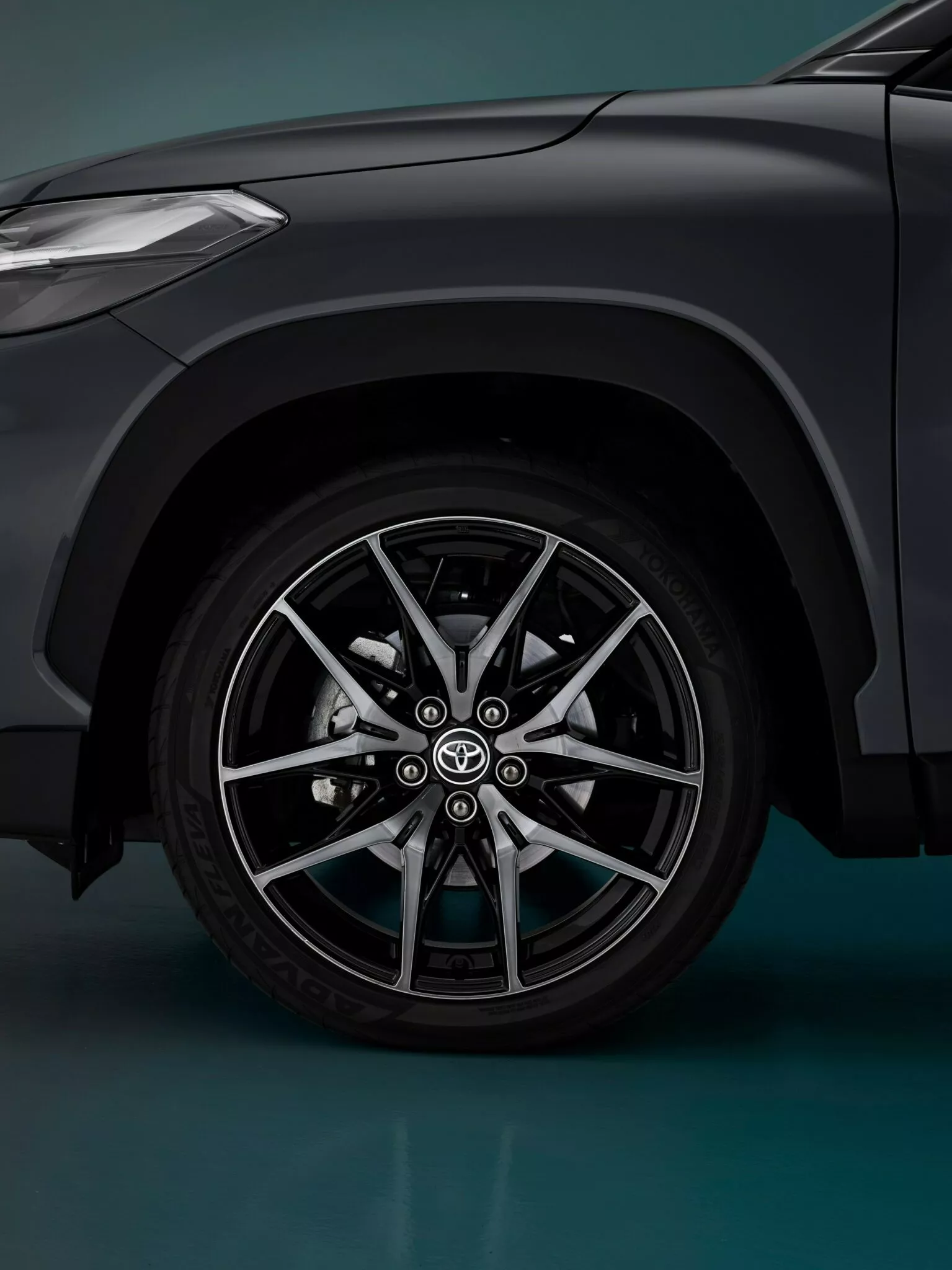 2025 toyota corolla cross 8 1535x2048