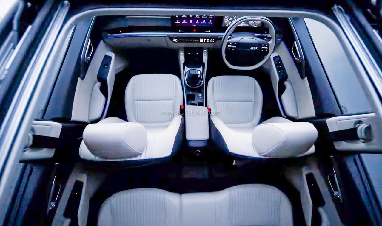 new kia carens clavis launch 19