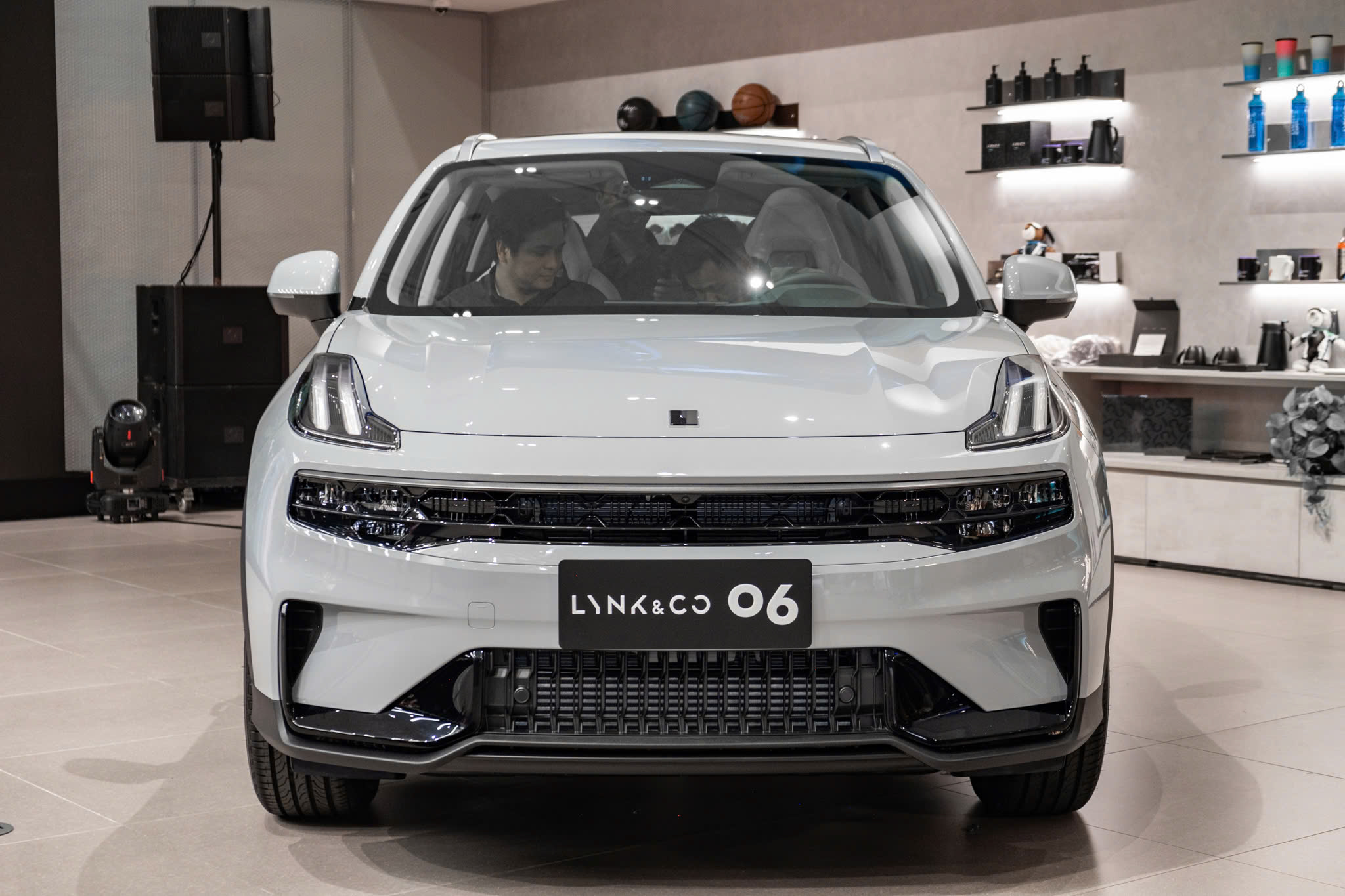 z6583702345560ffe360957df1321f8d0ae78ef221fa95