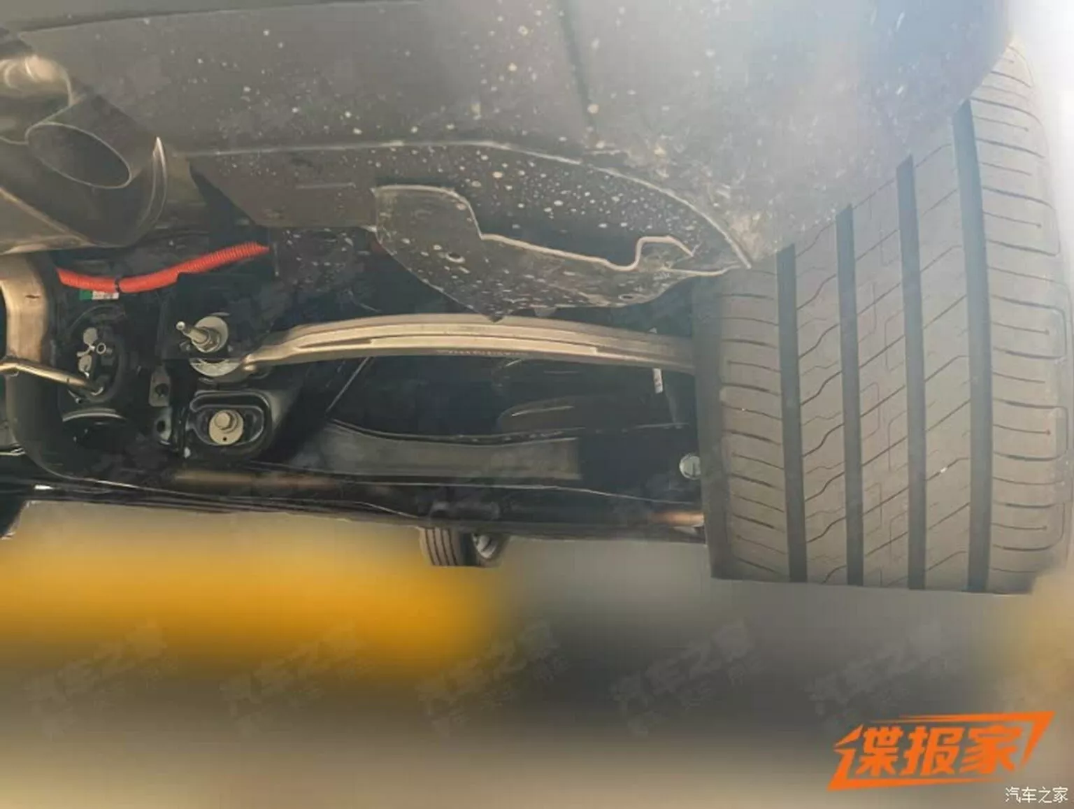 ford bronco scoop china 6 1536x1157