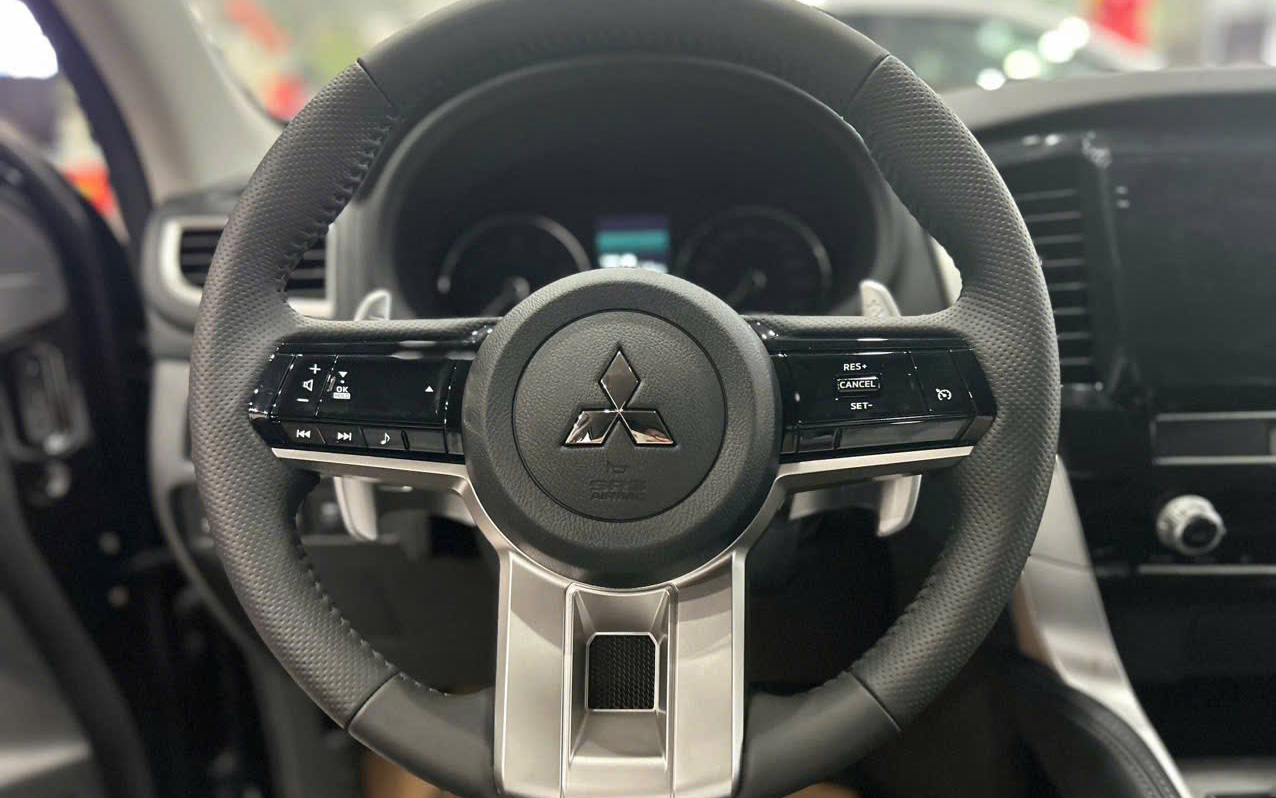 mitsubishi pajero 12