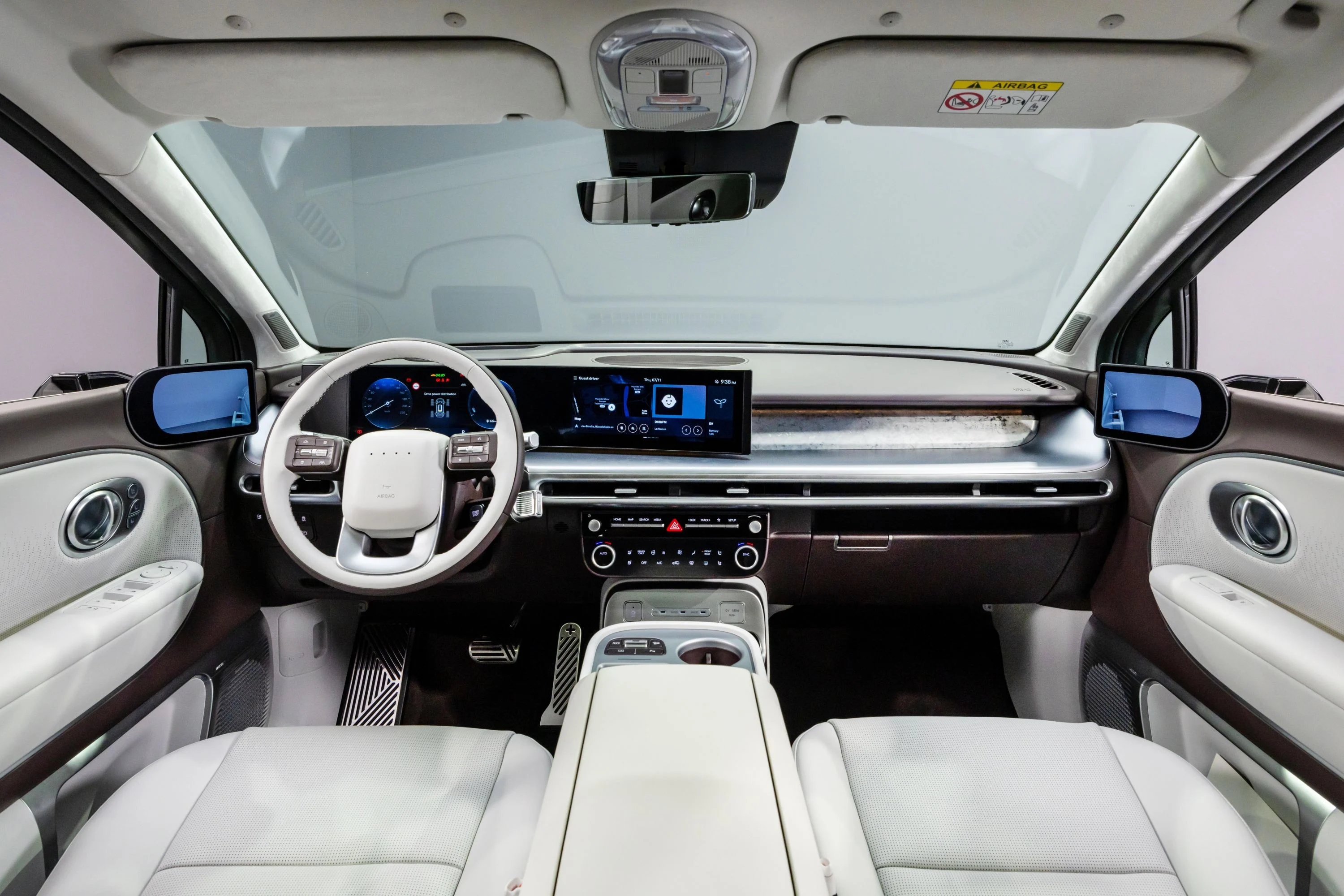 ioniq 9 c studio eu 17