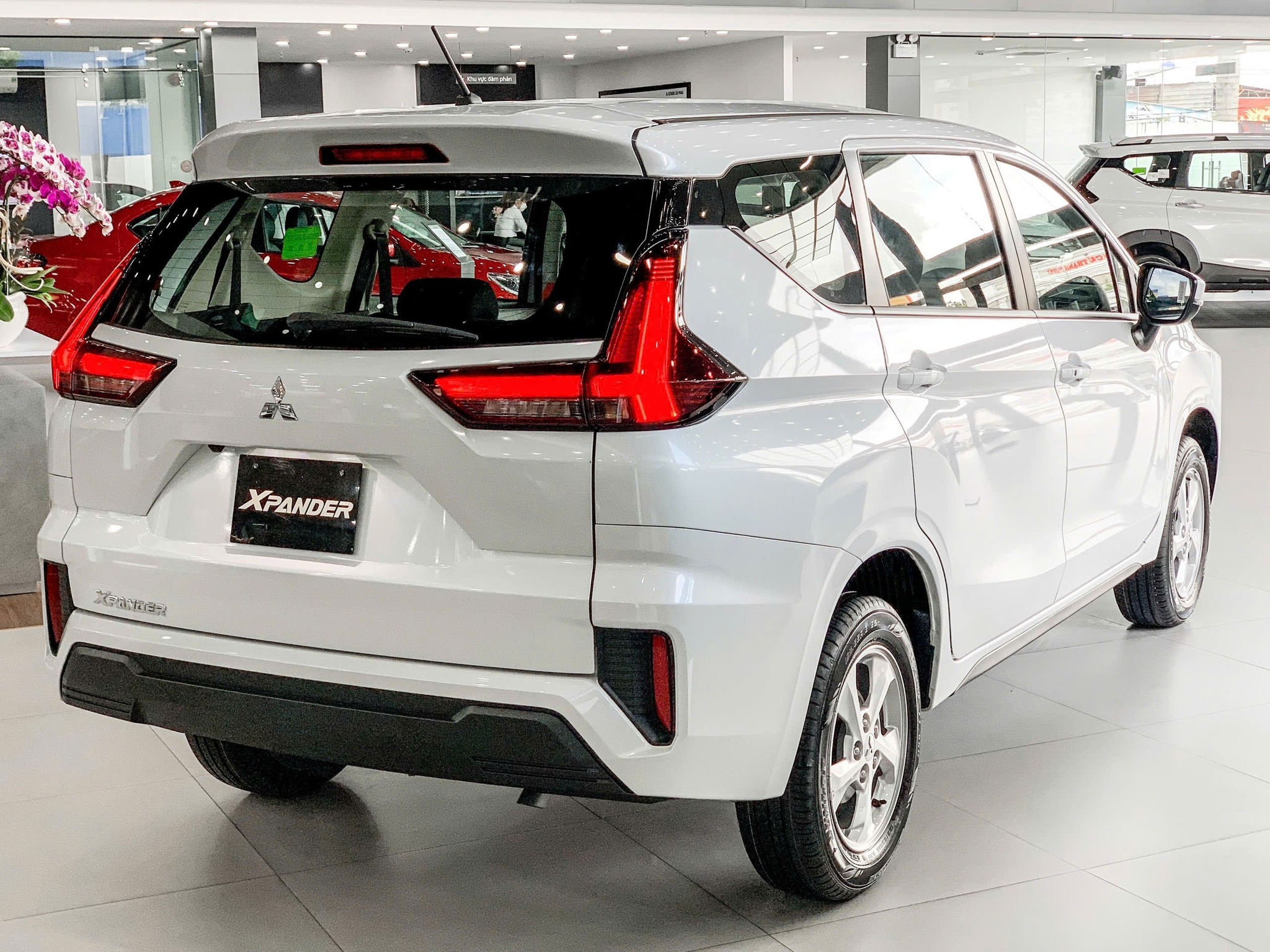 mitsubishi xpander 2