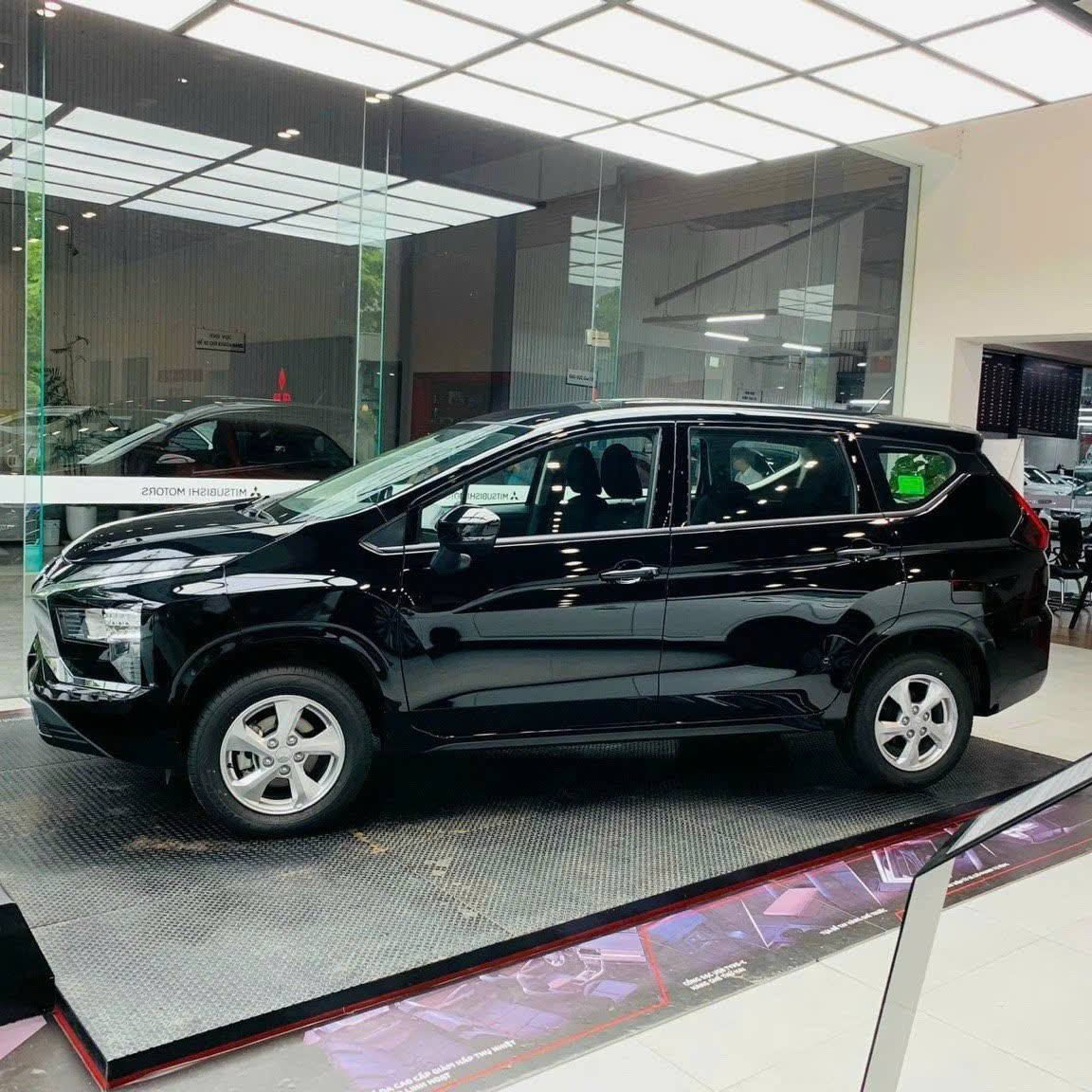 mitsubishi xpander 3
