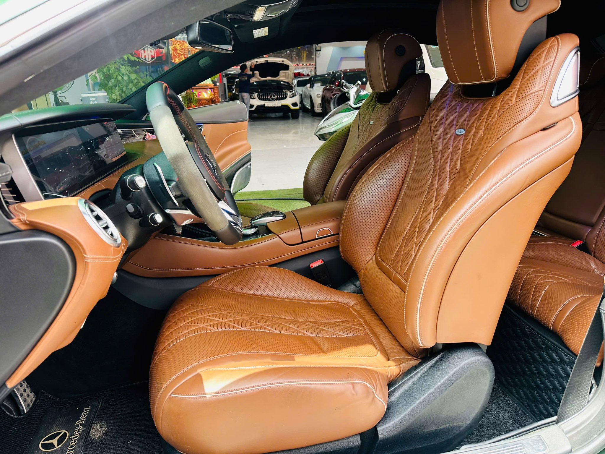 4939622536968356862829313841773494988082327n