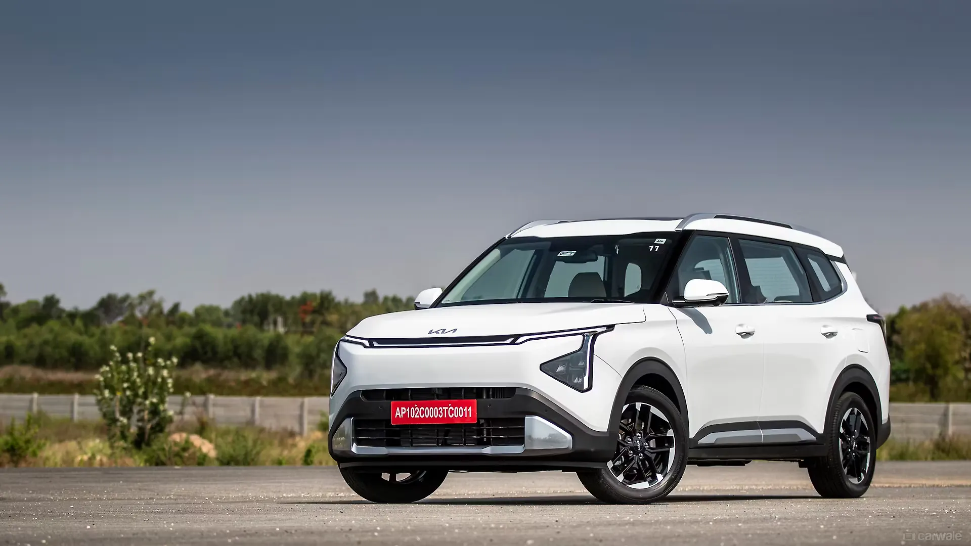 kia carens clavis 2025 18