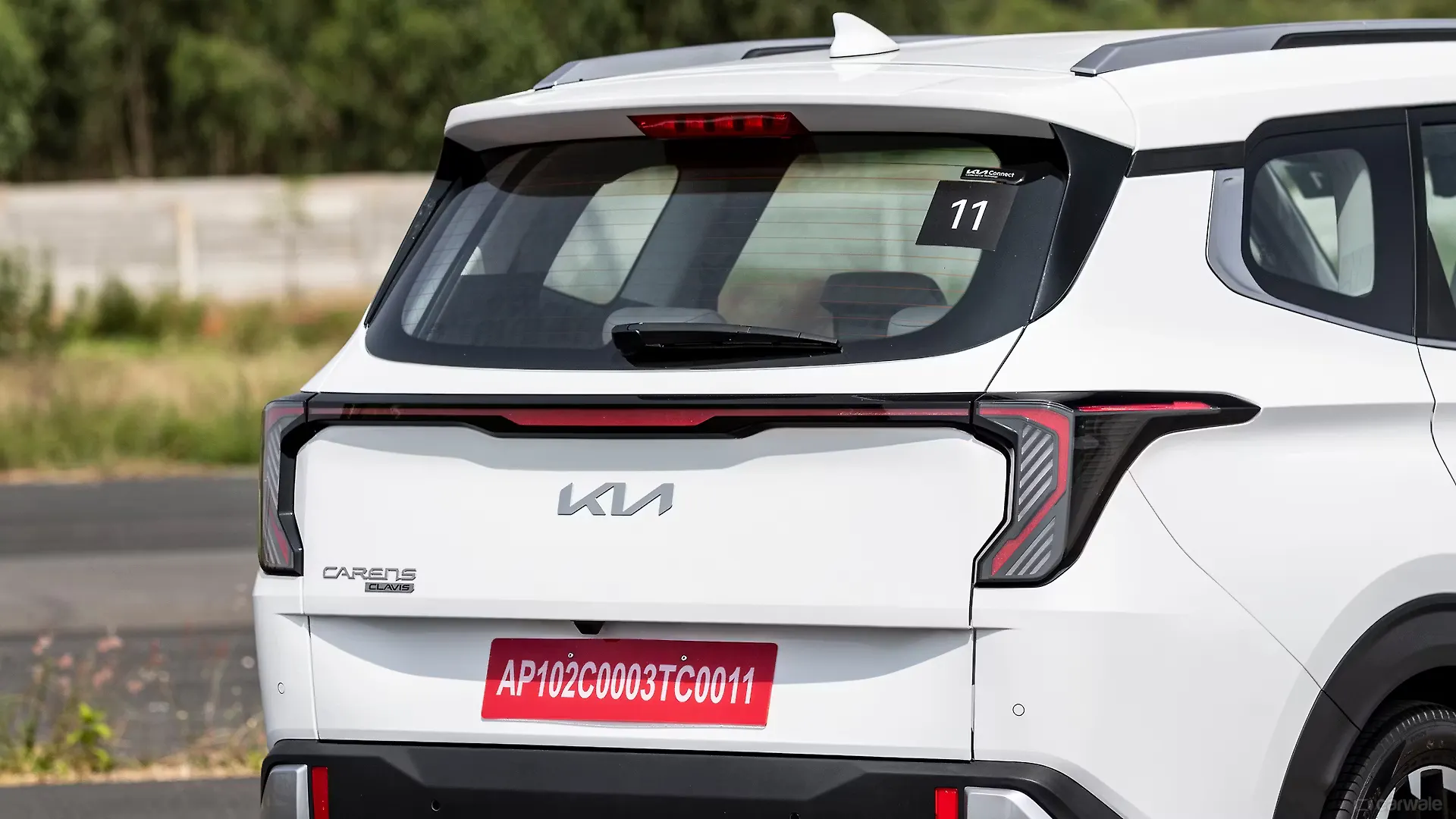 kia carens clavis 2025 27