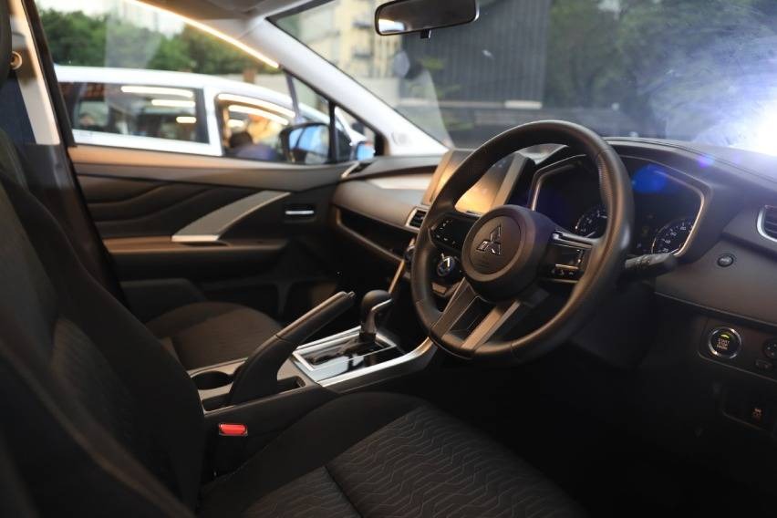 mitsubishi xpander xpander cross 4