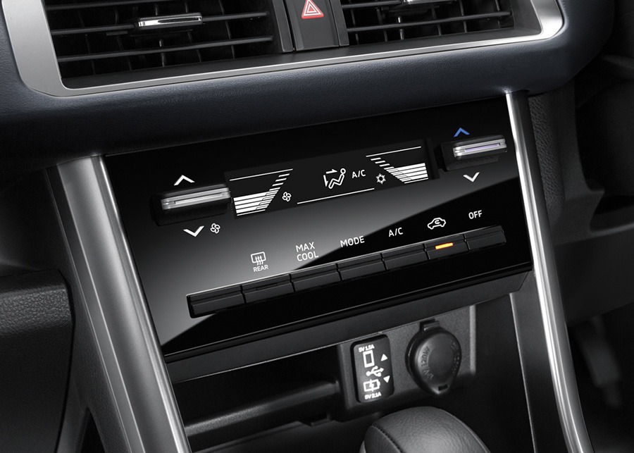 Mitsubishi Xpander 2025 ra mắt: Lưới tản nhiệt mới, màn hình to hơn, thêm túi khí, có camera 360, giá quy đổi khiến người Việt ao ước- Ảnh 19. Mitsubishi Xpander 2025 ra mắt: Lưới tản nhiệt mới, màn hình to hơn, thêm túi khí, có camera 360, giá quy đổi khiến người Việt ao ước- Ảnh 19.