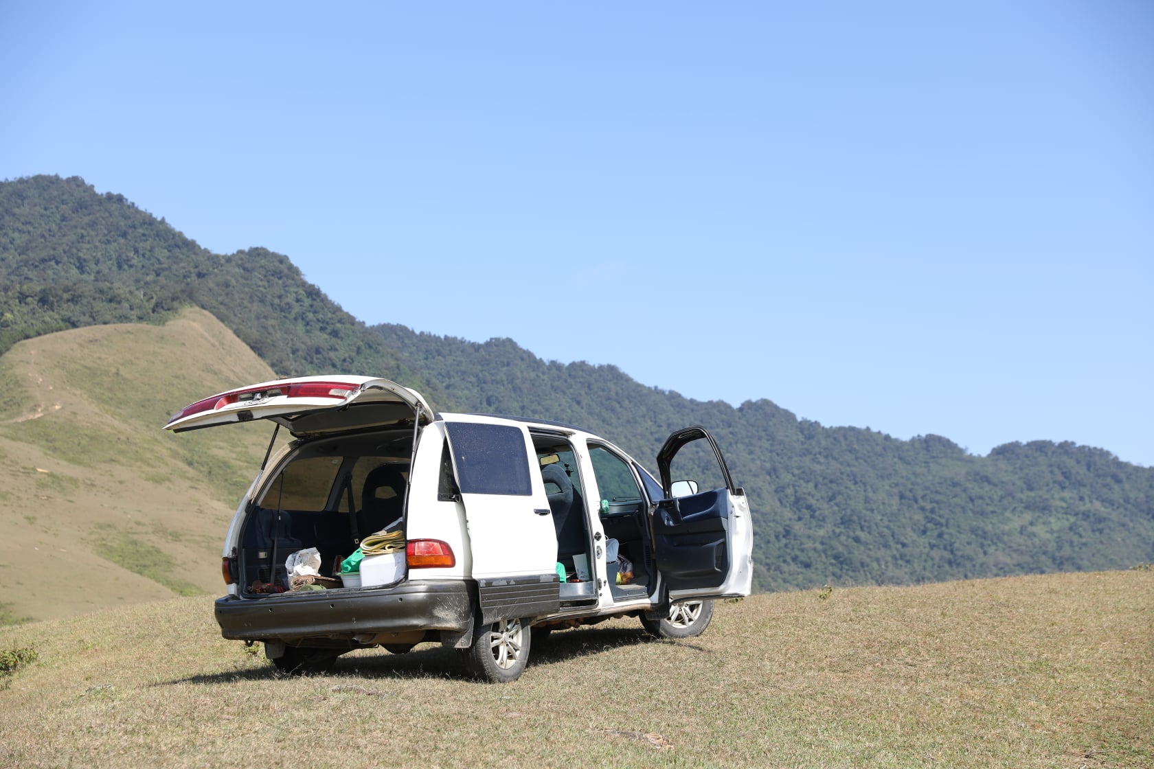 chu xe toyota previa 1990 15