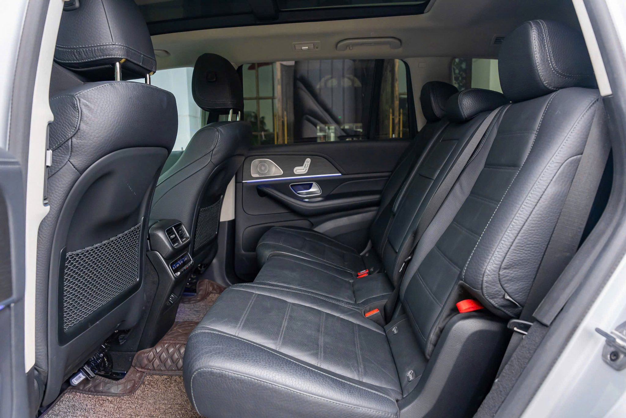 4992275071222658765362298223679965697678630465n