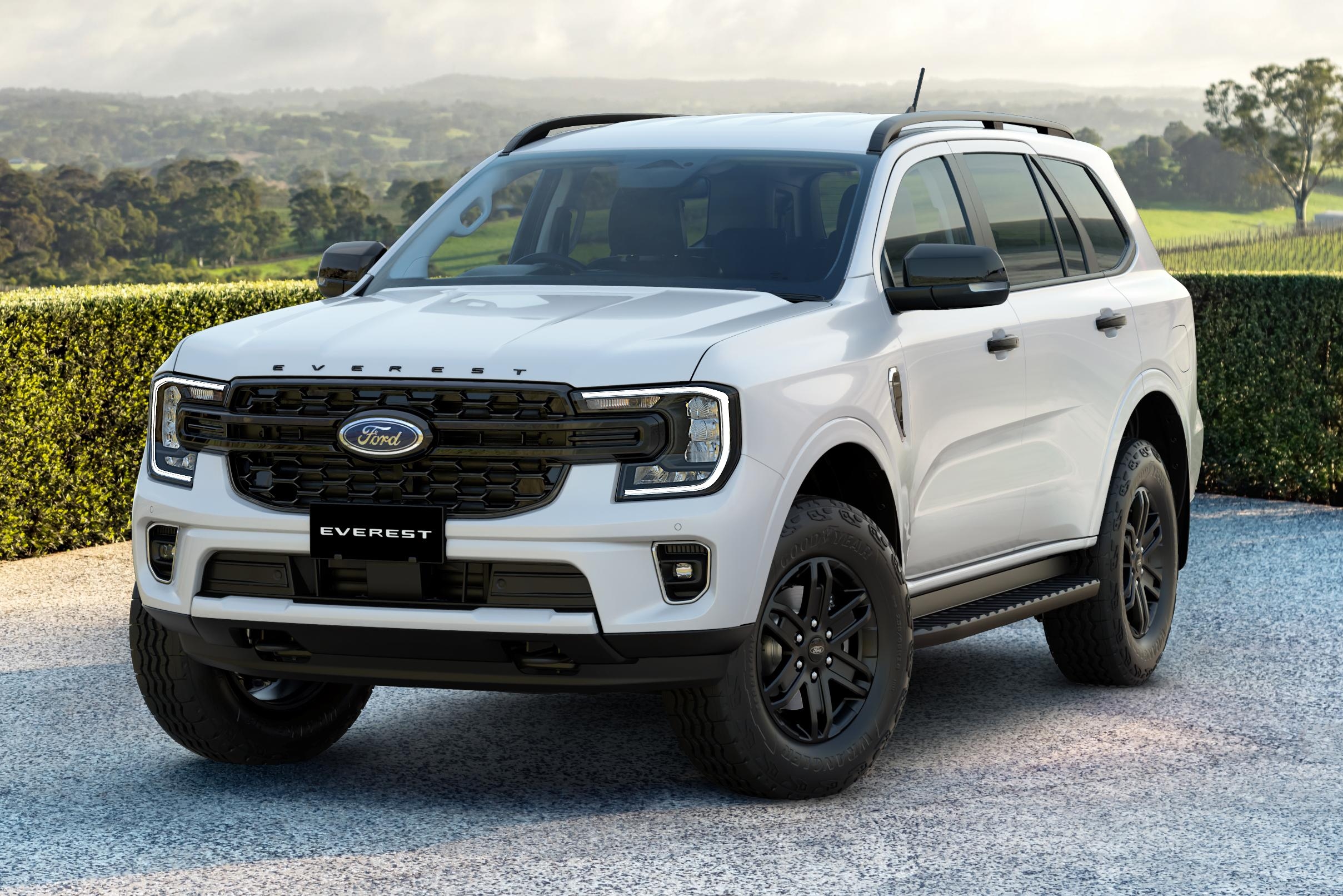 ford everest black edition 4