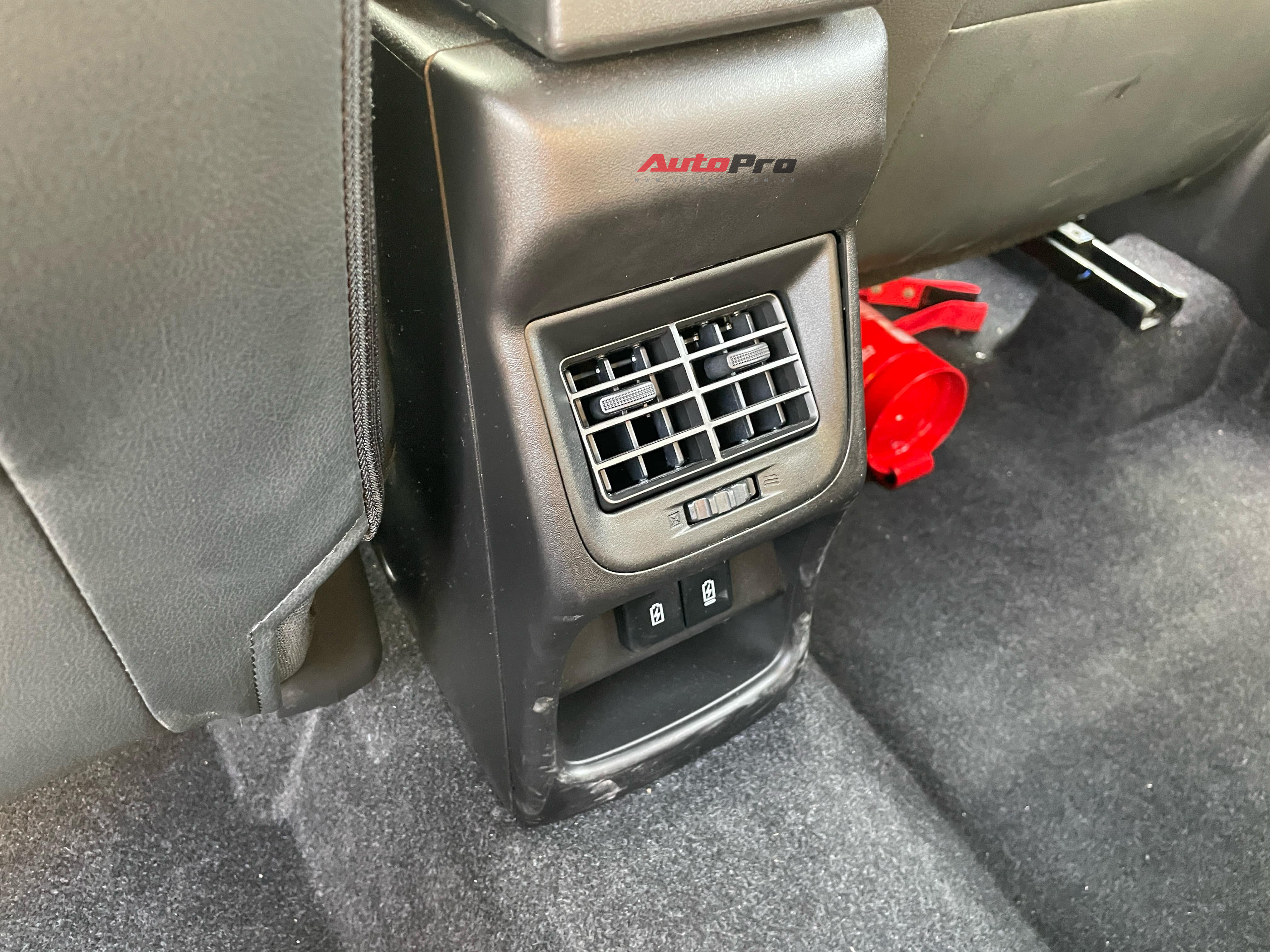 341b330f a836 444c 87c7 c843da402ec5 1