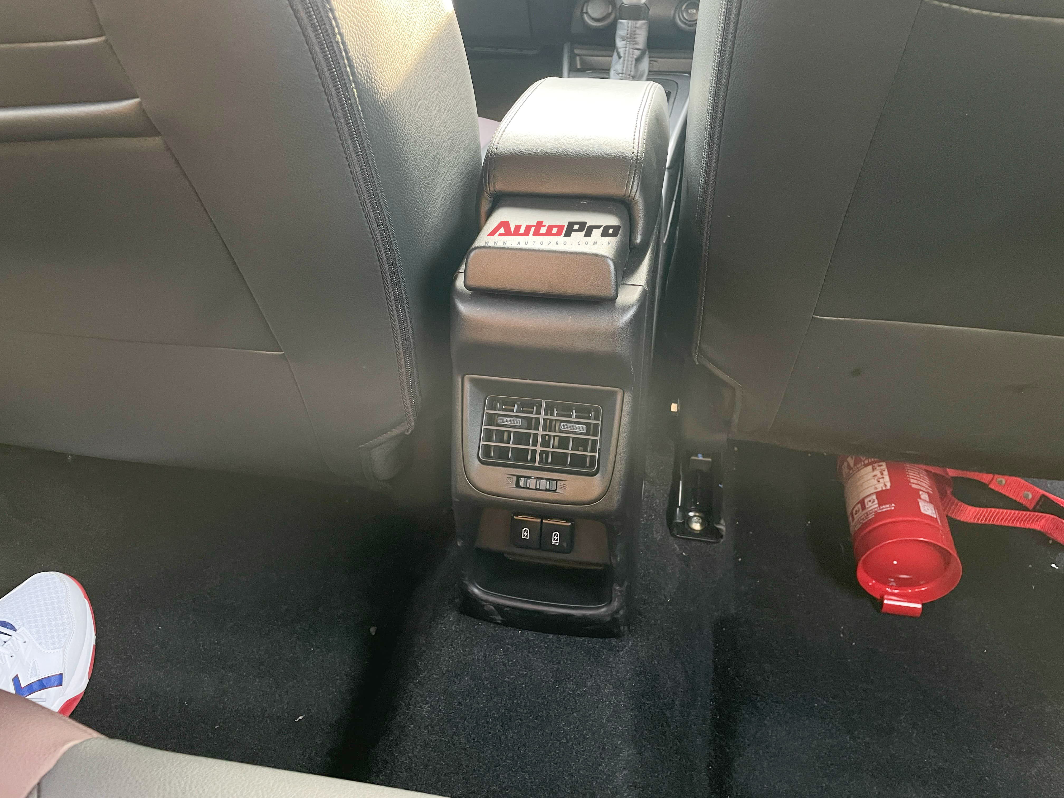 c5194abf 5d8b 4b65 9b49 2fb57b29ab96