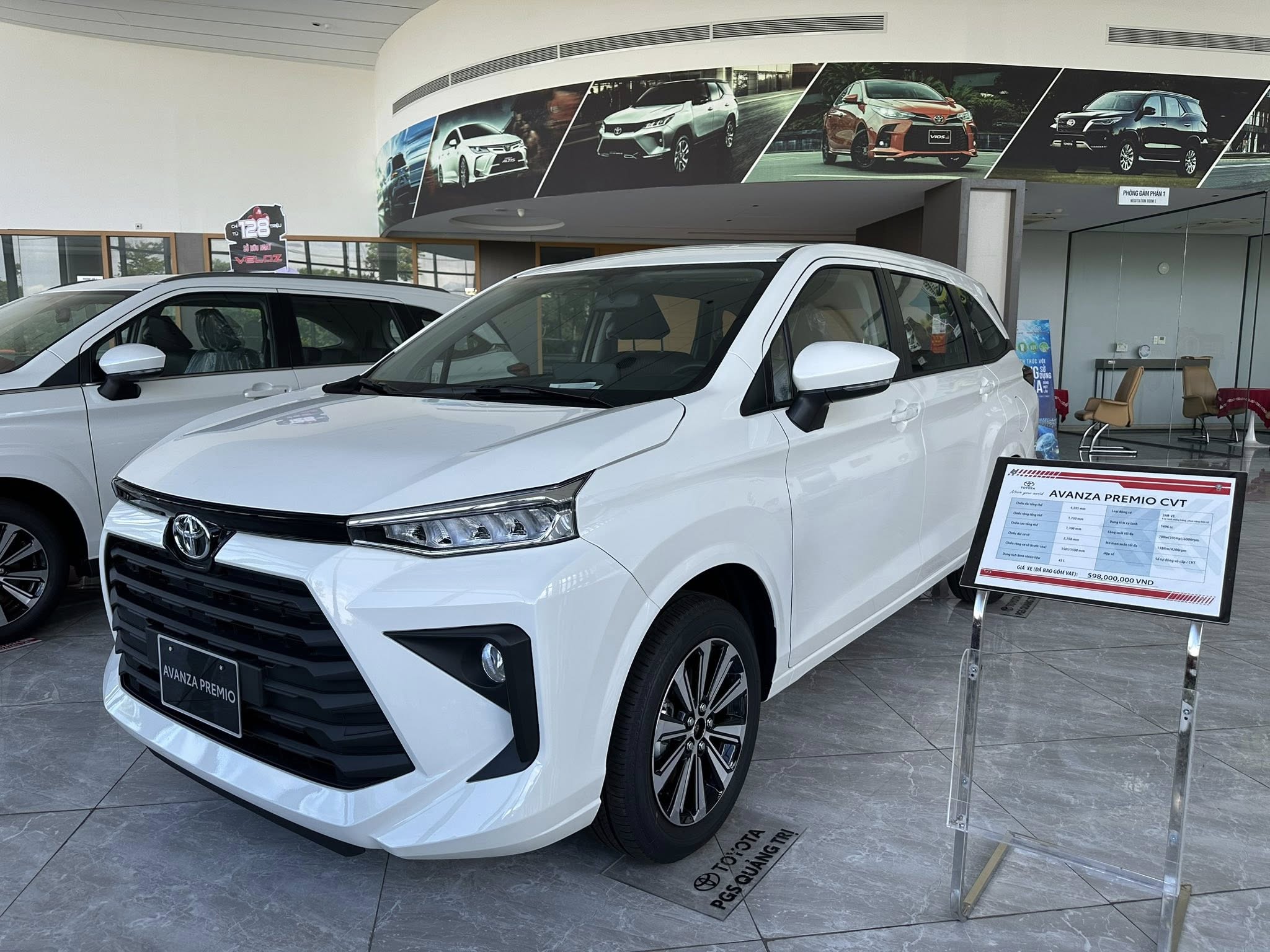 toyota avanza premio 1