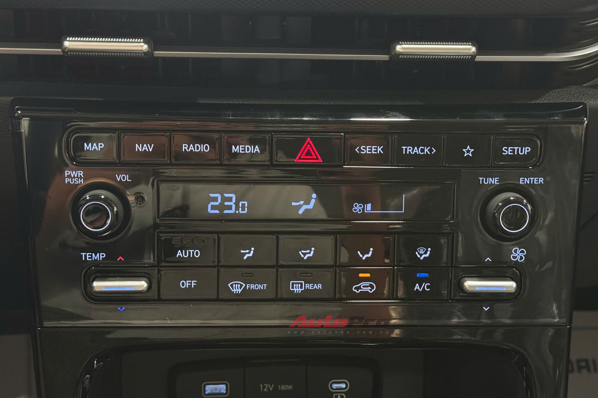 hyundai creta cao cap 15