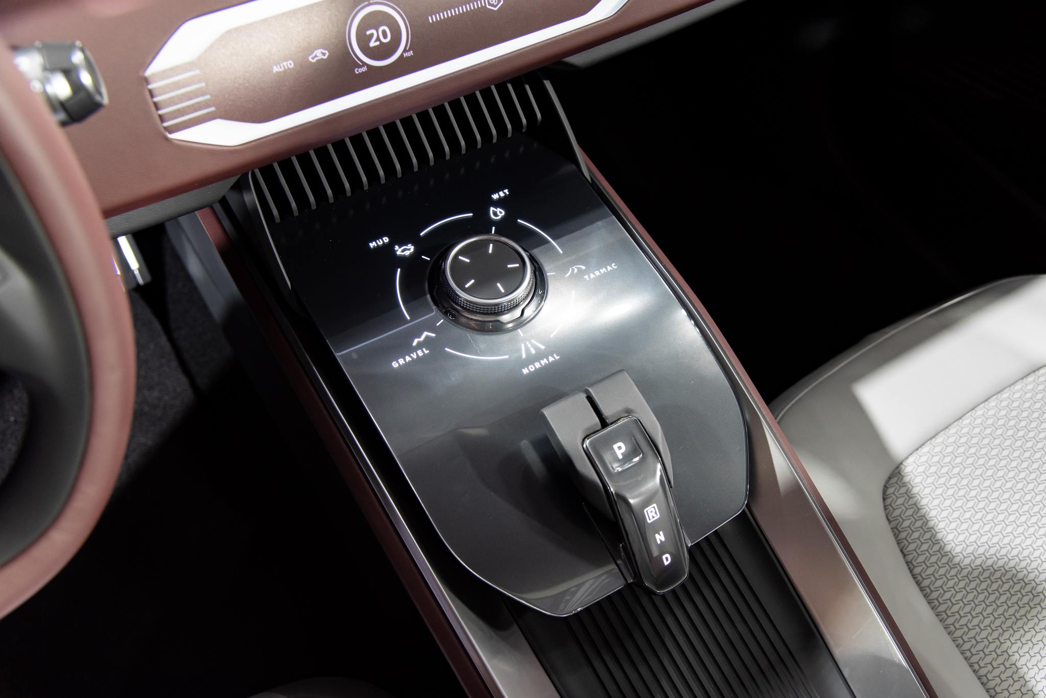mitsubishi dst concept 14