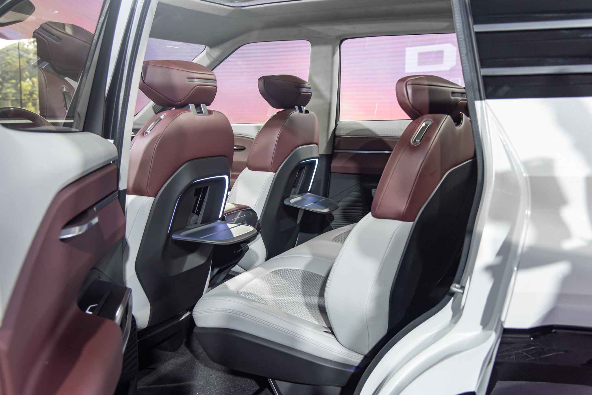 mitsubishi dst concept 21