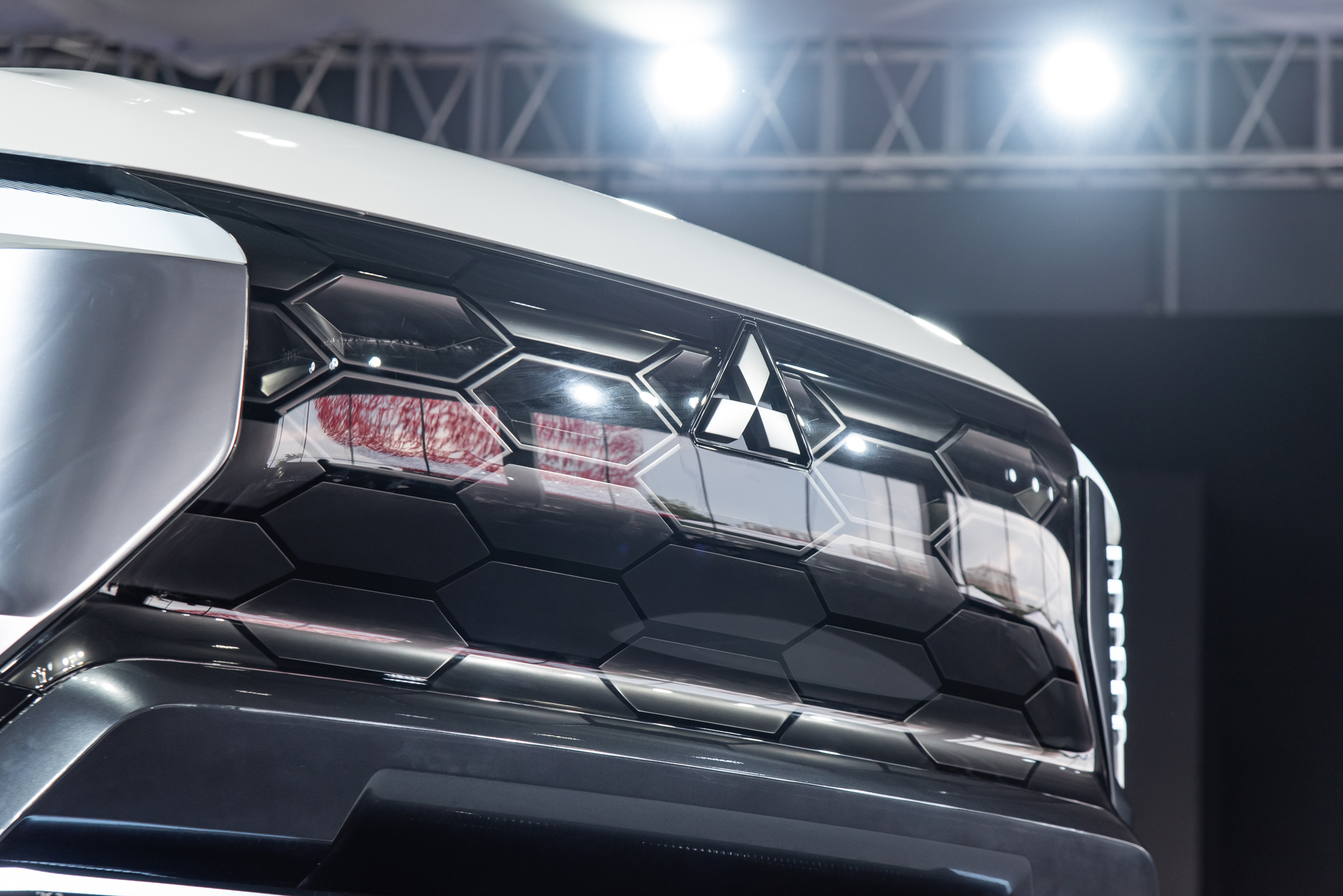 mitsubishi dst concept 4