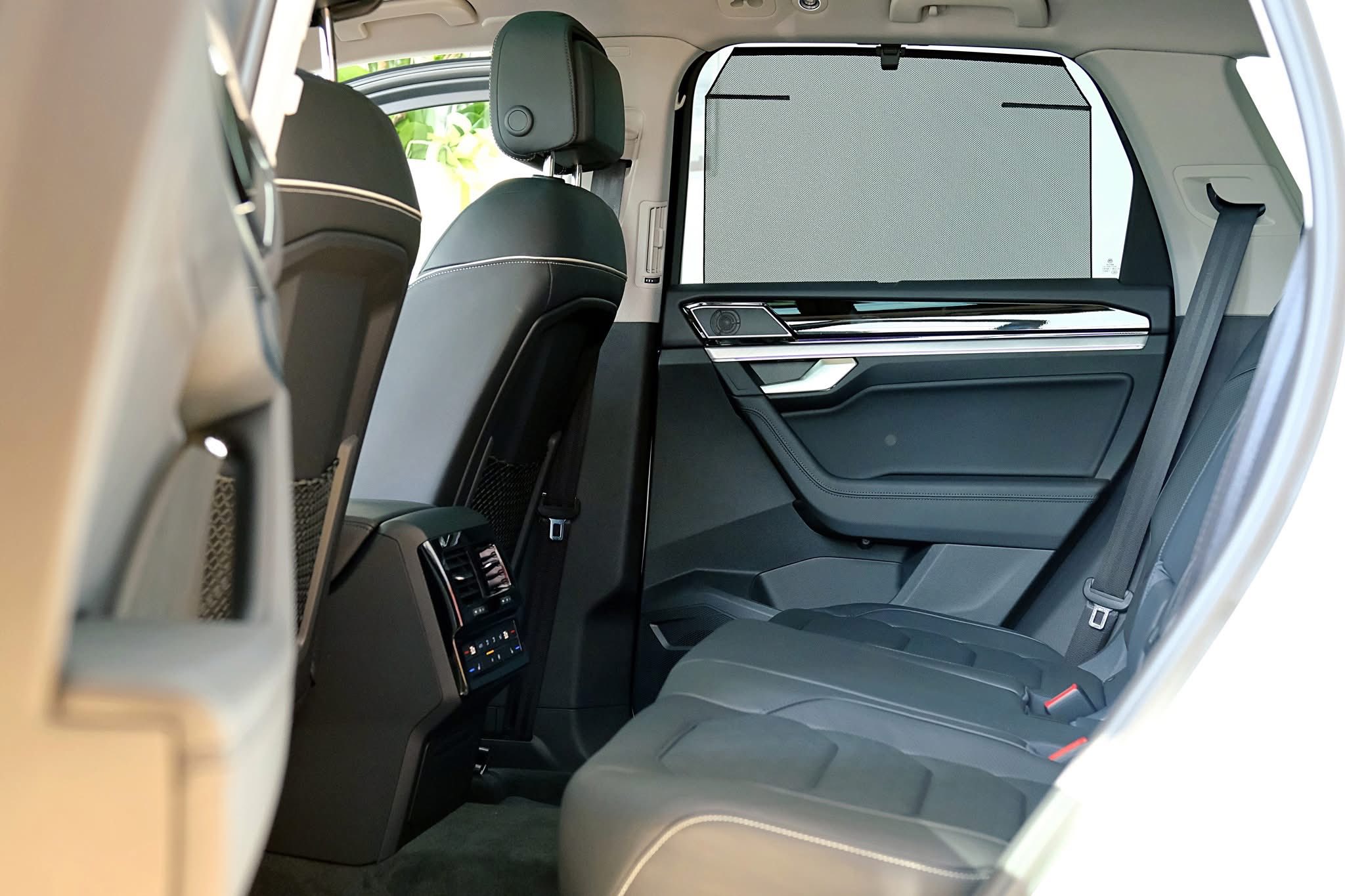 5054201681221520252585906466432084566250767400n