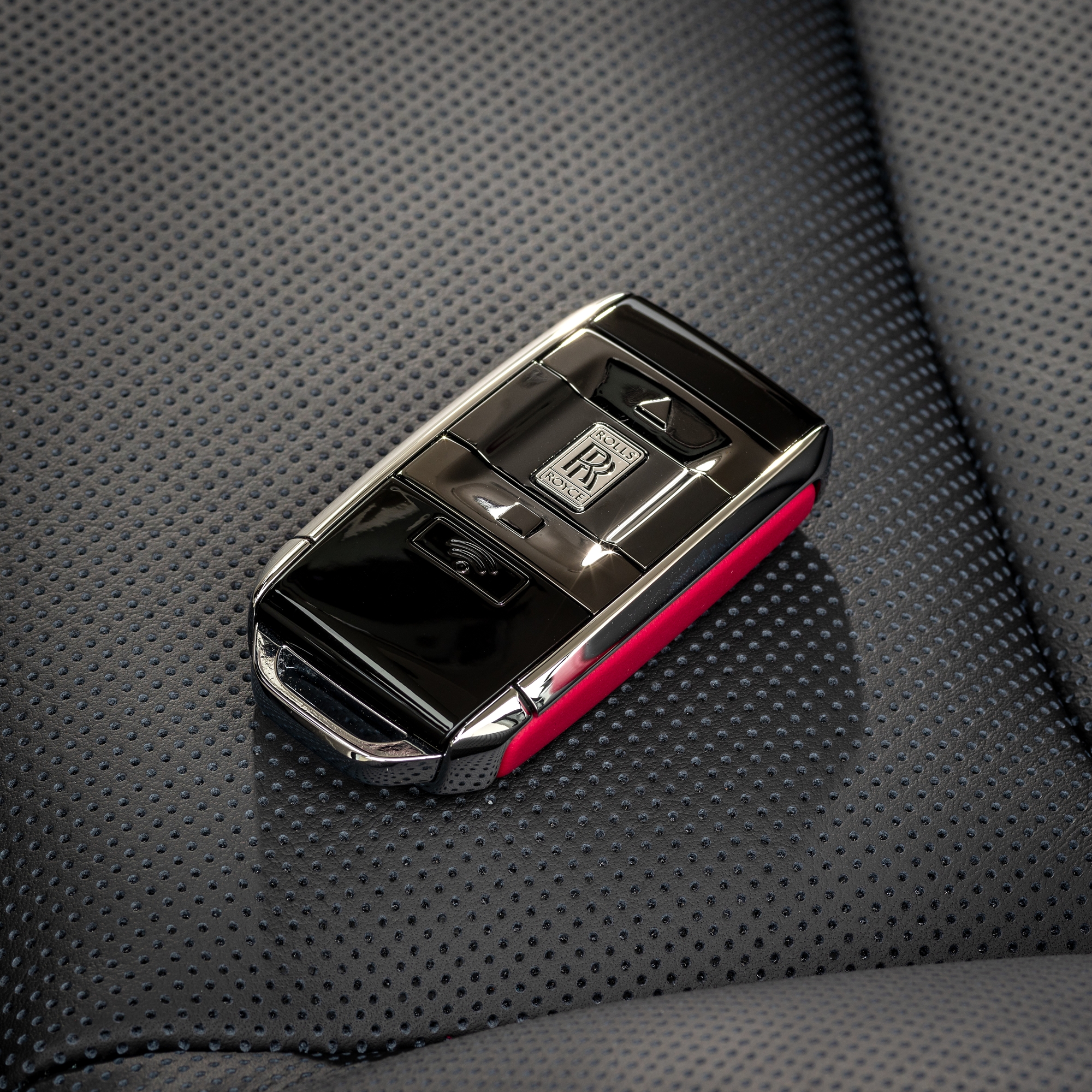 9 rolls royce spectre rose key