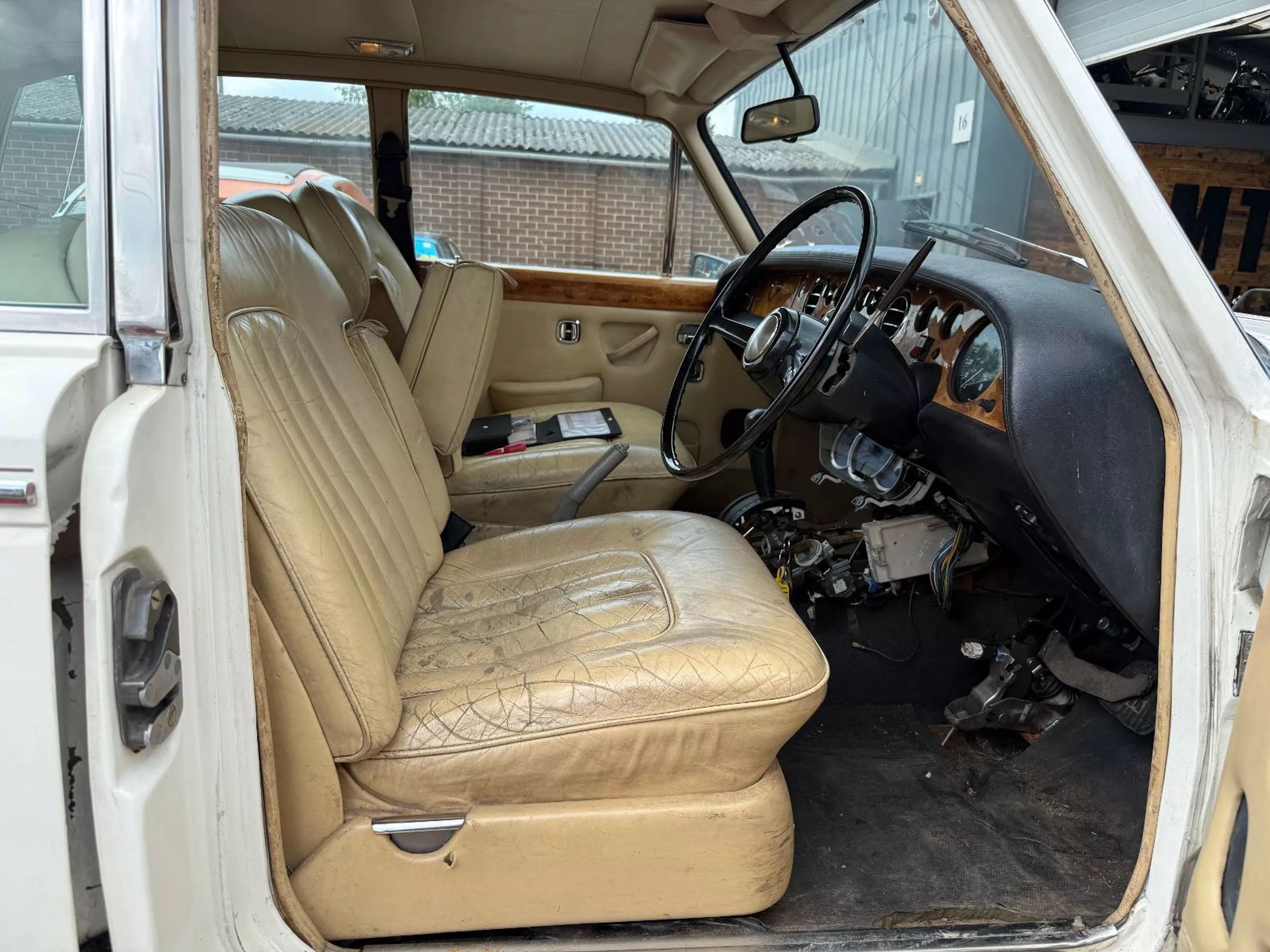 rolls royce silver shadow 4x4 00007