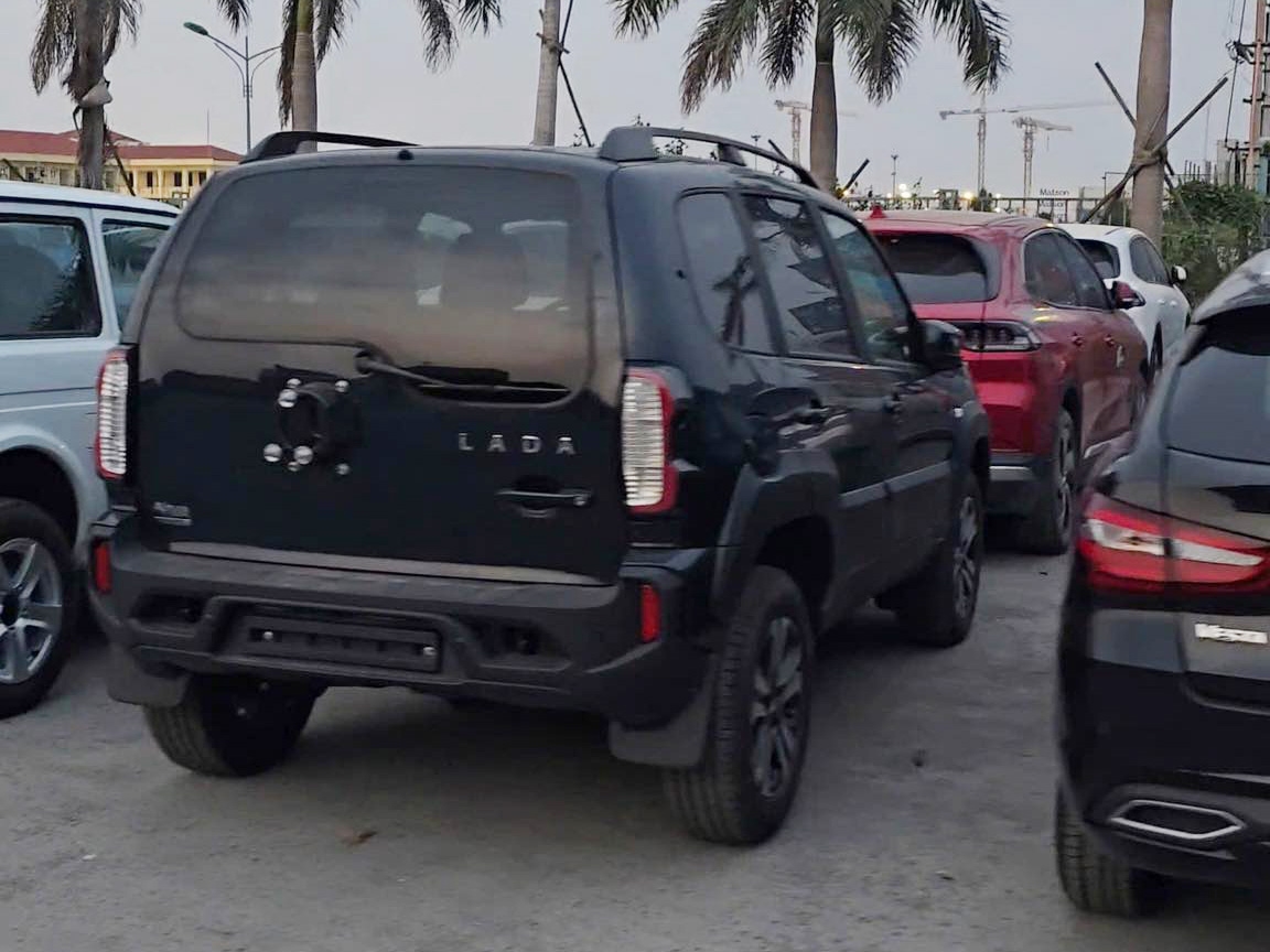 lada niva travel o viet nam 1 lada niva travel o viet nam 1