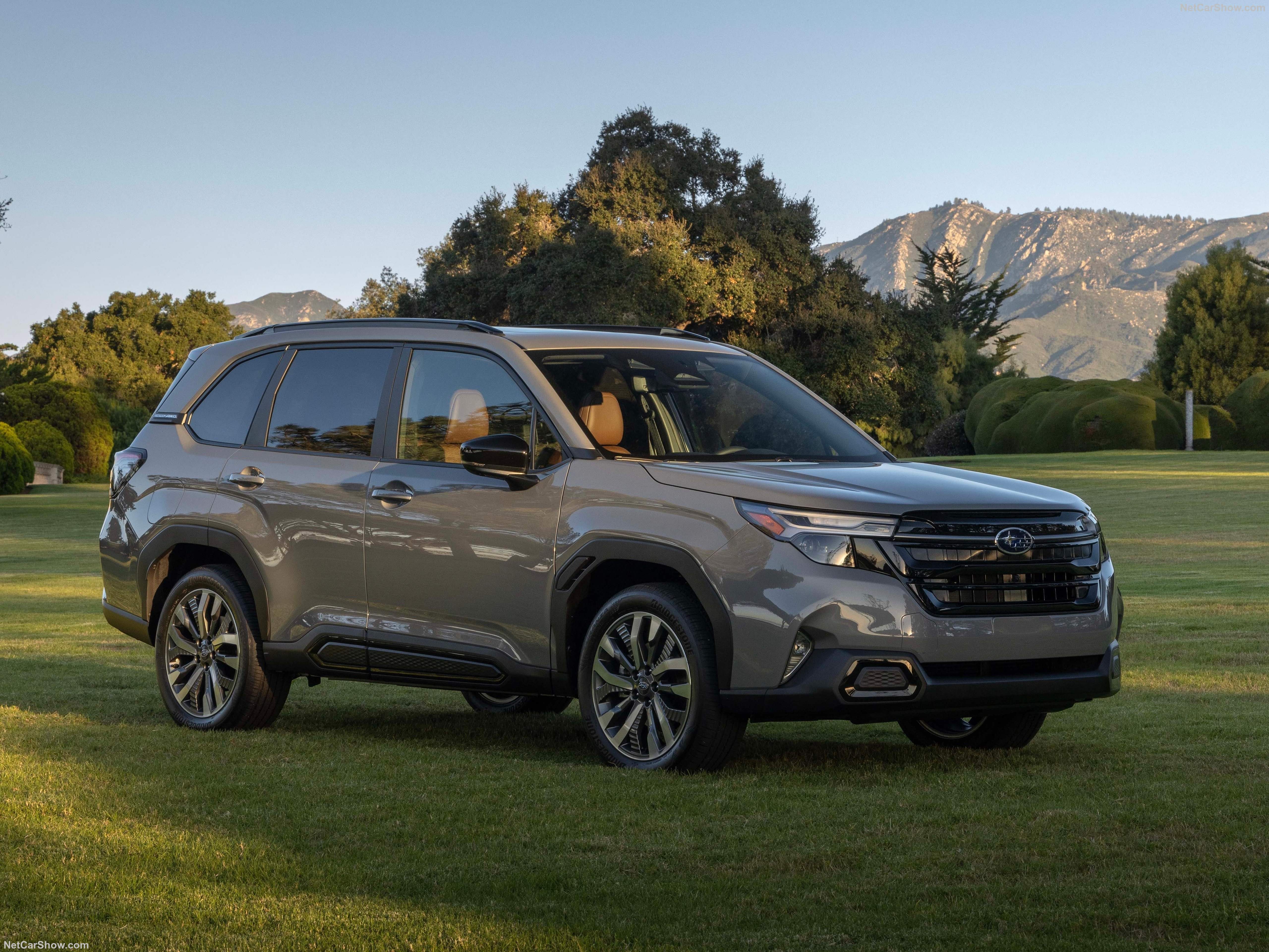 subaru forester 2025 frontthree quarter108c2fd0