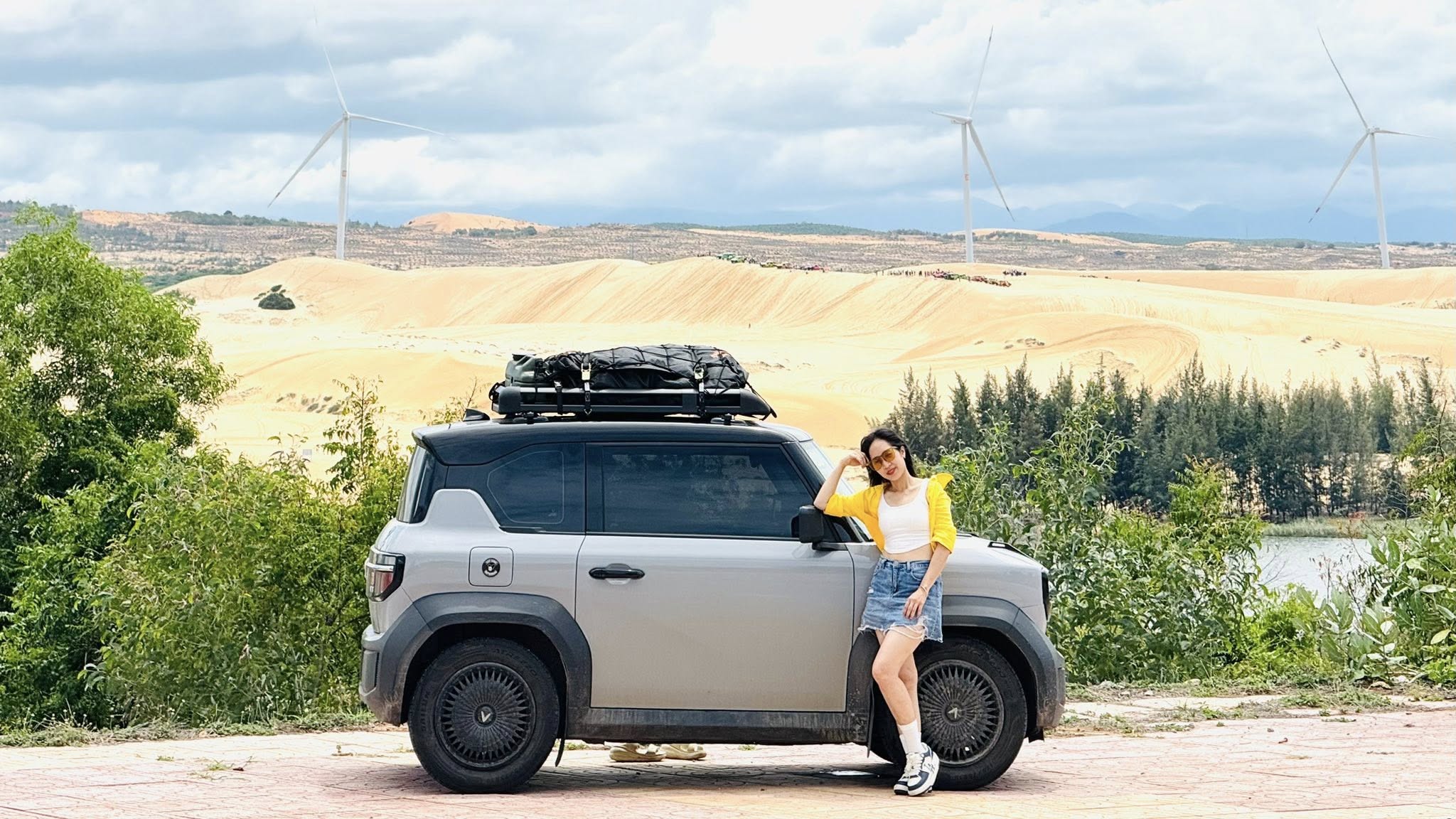 gia dinh xuyen viet bang vinfast vf 3 2