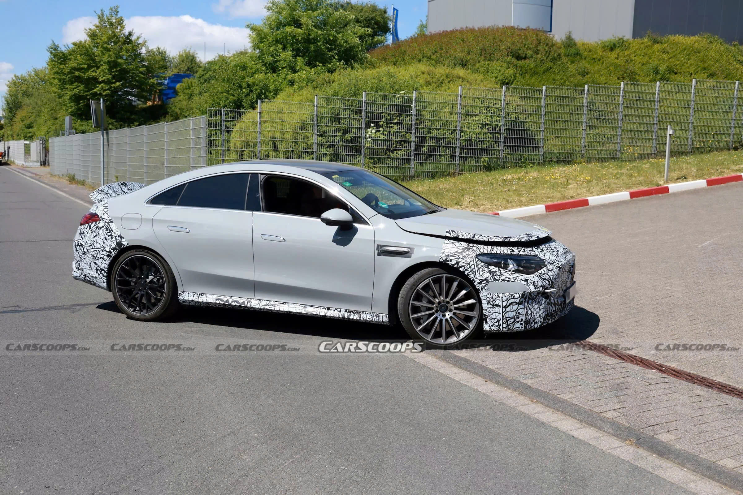 z675277041211886403fcdcf439f9a95503bcba46222e6