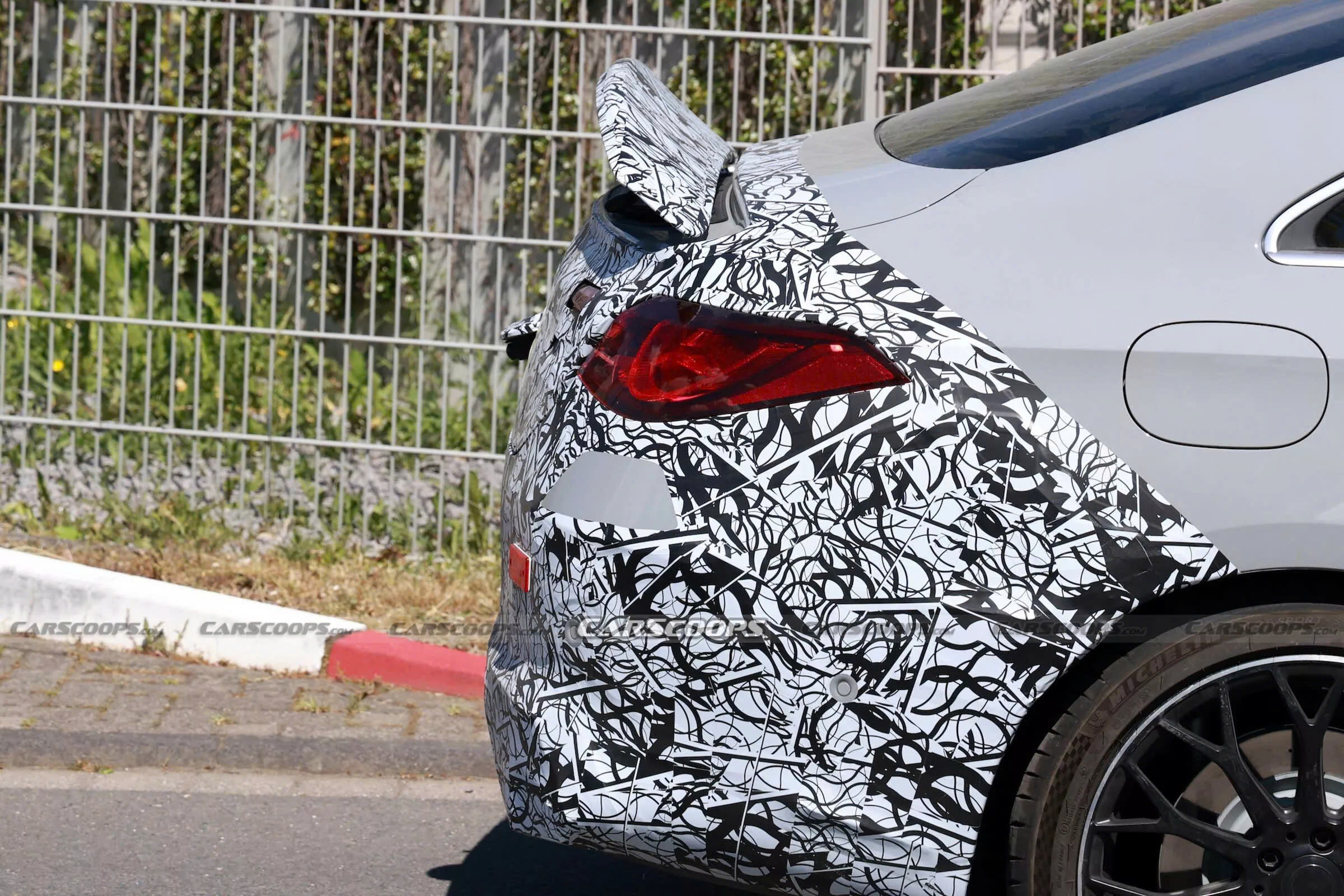 z6752770412132964502ca1bc246c914a7cee37e4b81fb