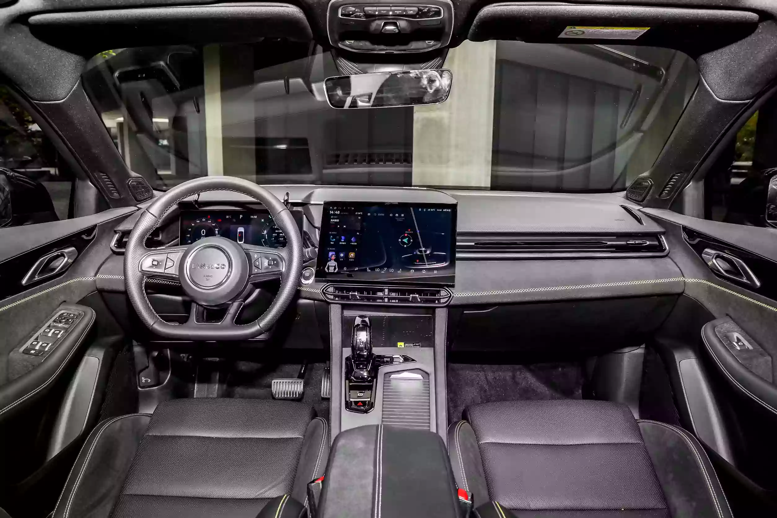 lynk co 03 2023 interior 1