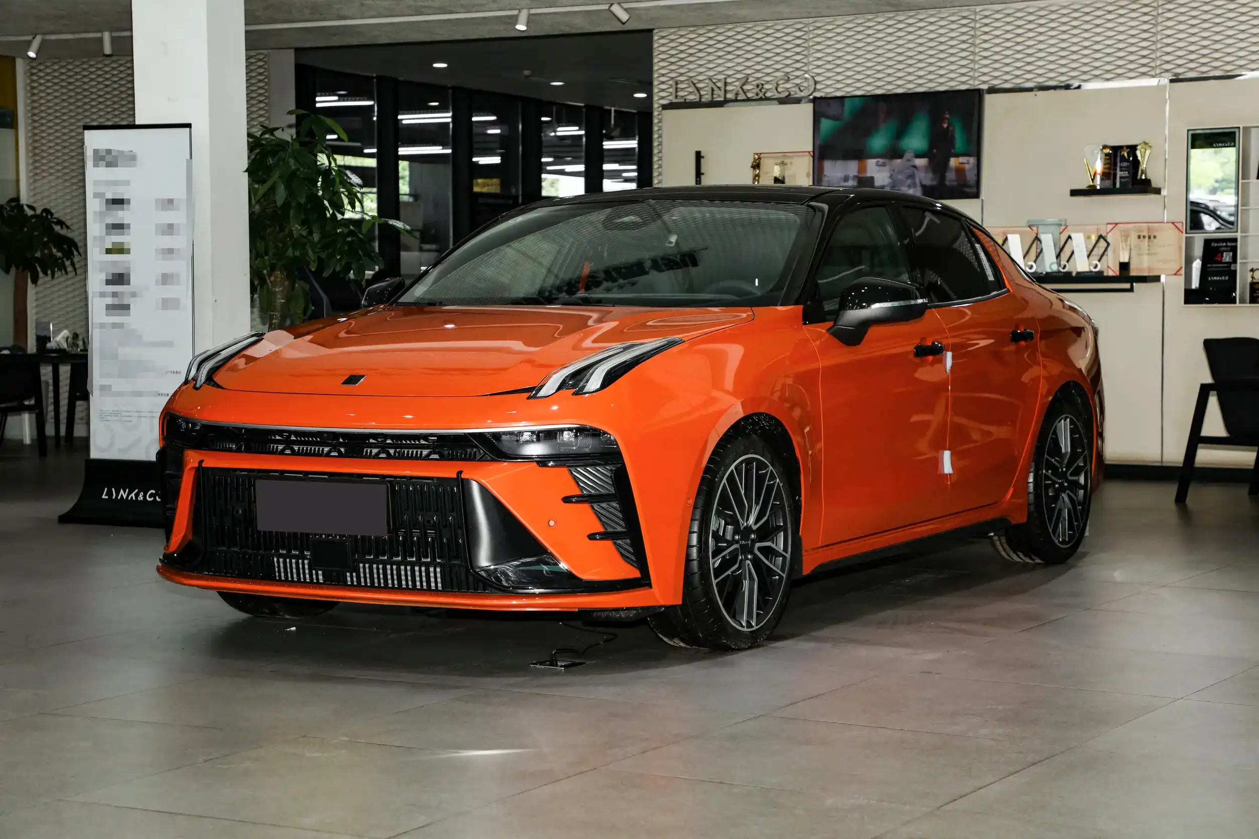 lynk co 03 picture 11