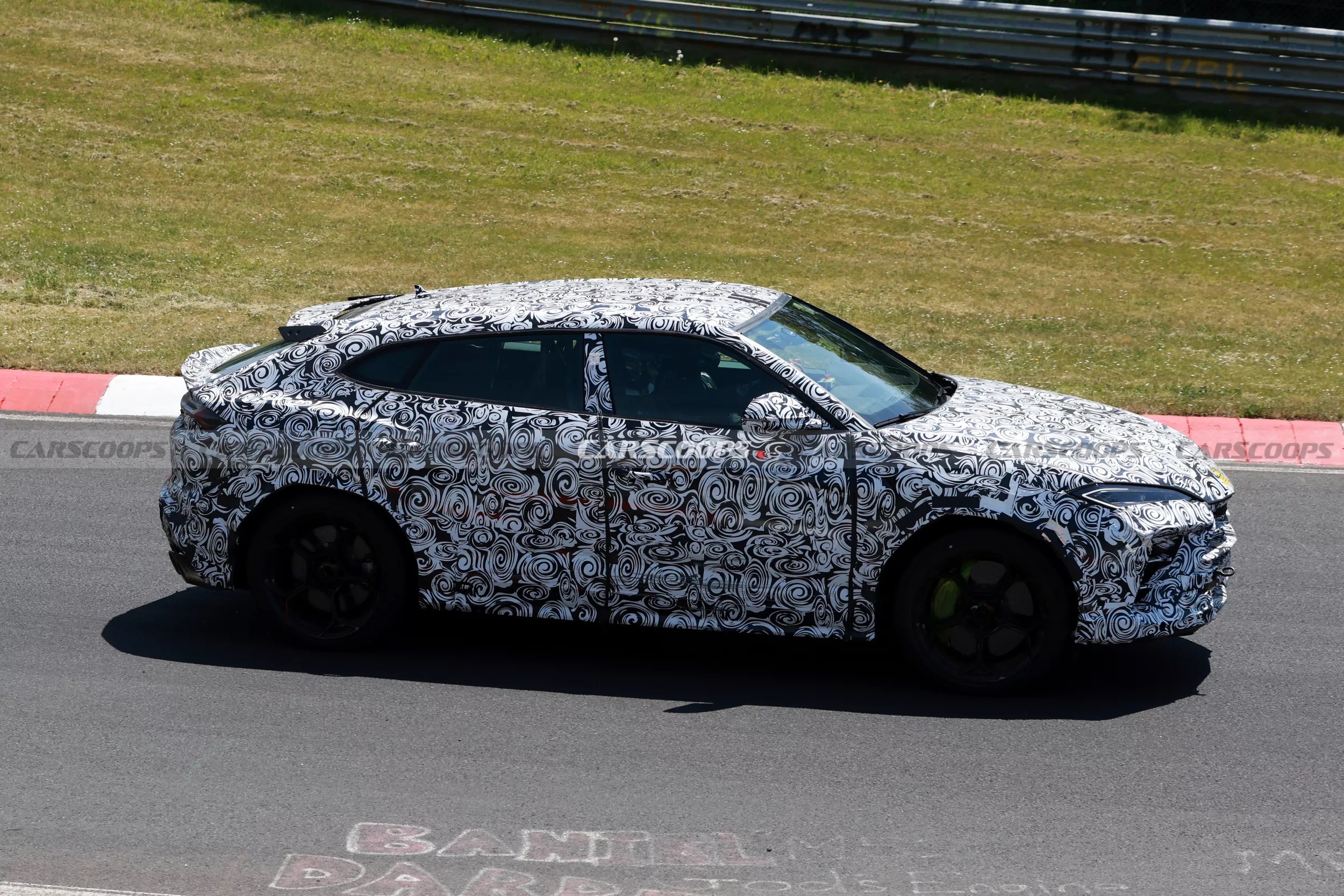 lamborghini urus performante 630 5