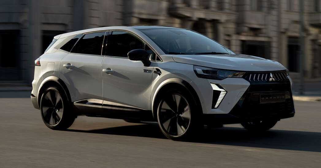 mitsubishi grandis 1