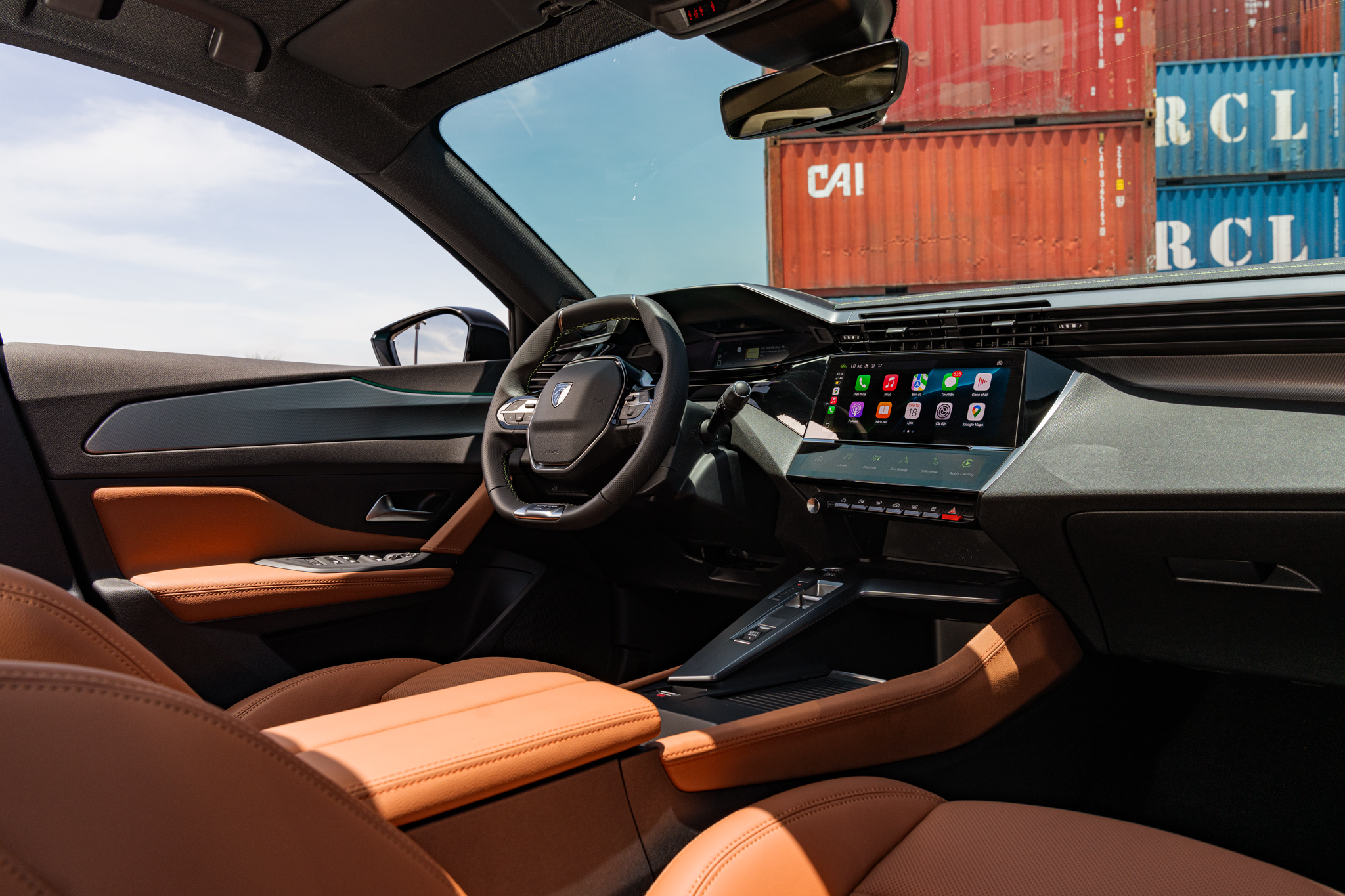 khoang lai new peugeot i cockpit1