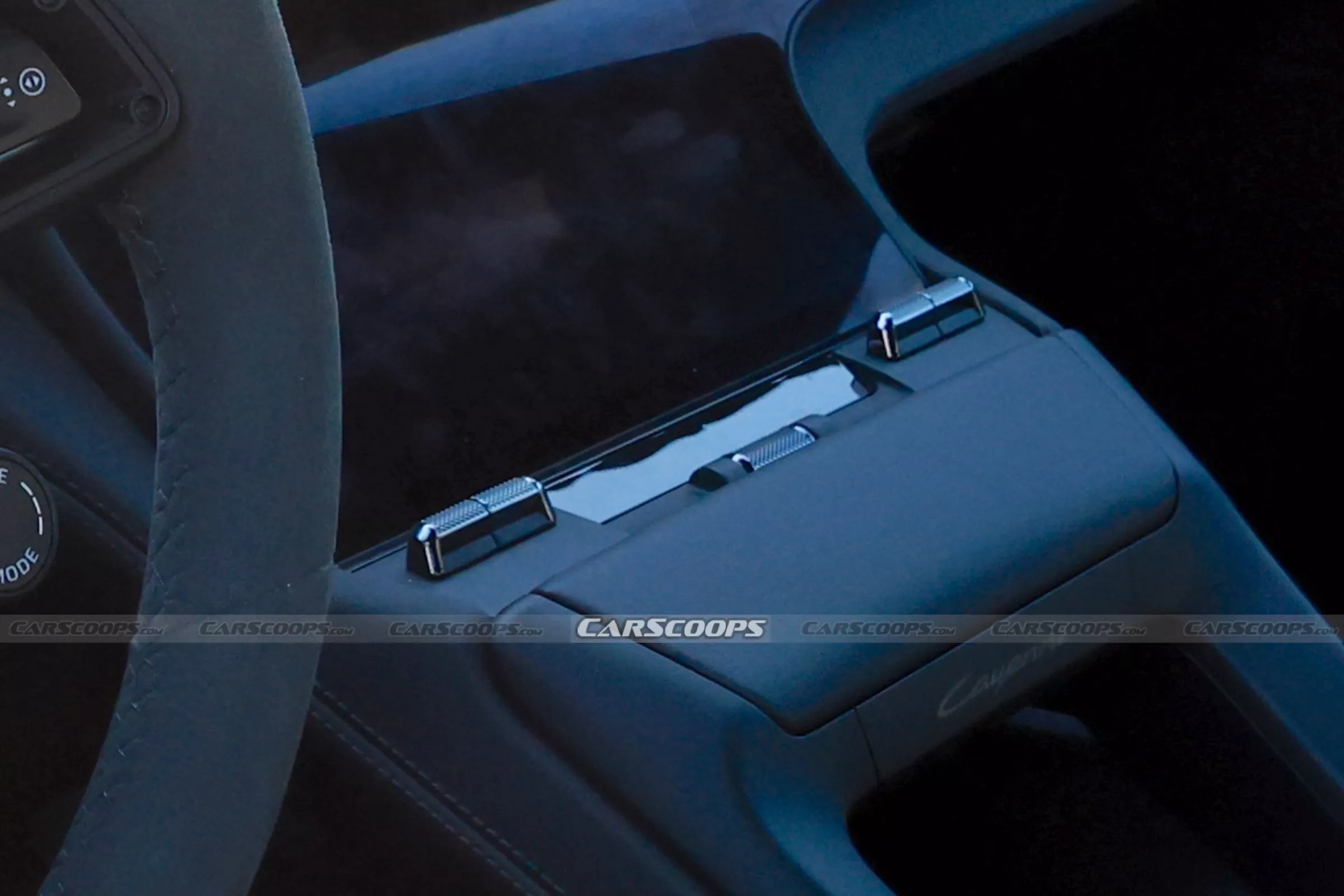 porsche cayenne electric scoop 00005