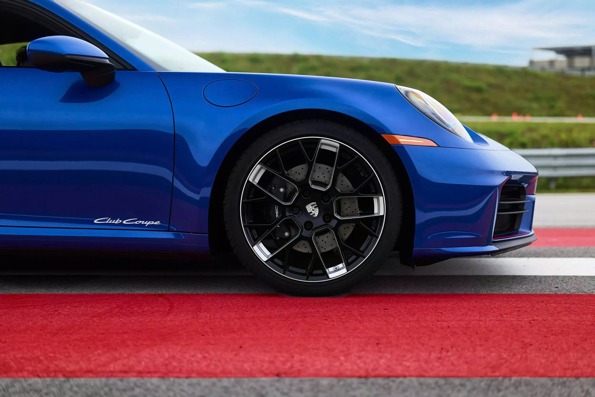 z67786673073464ee18052aa231d40fb590a2a16f43163