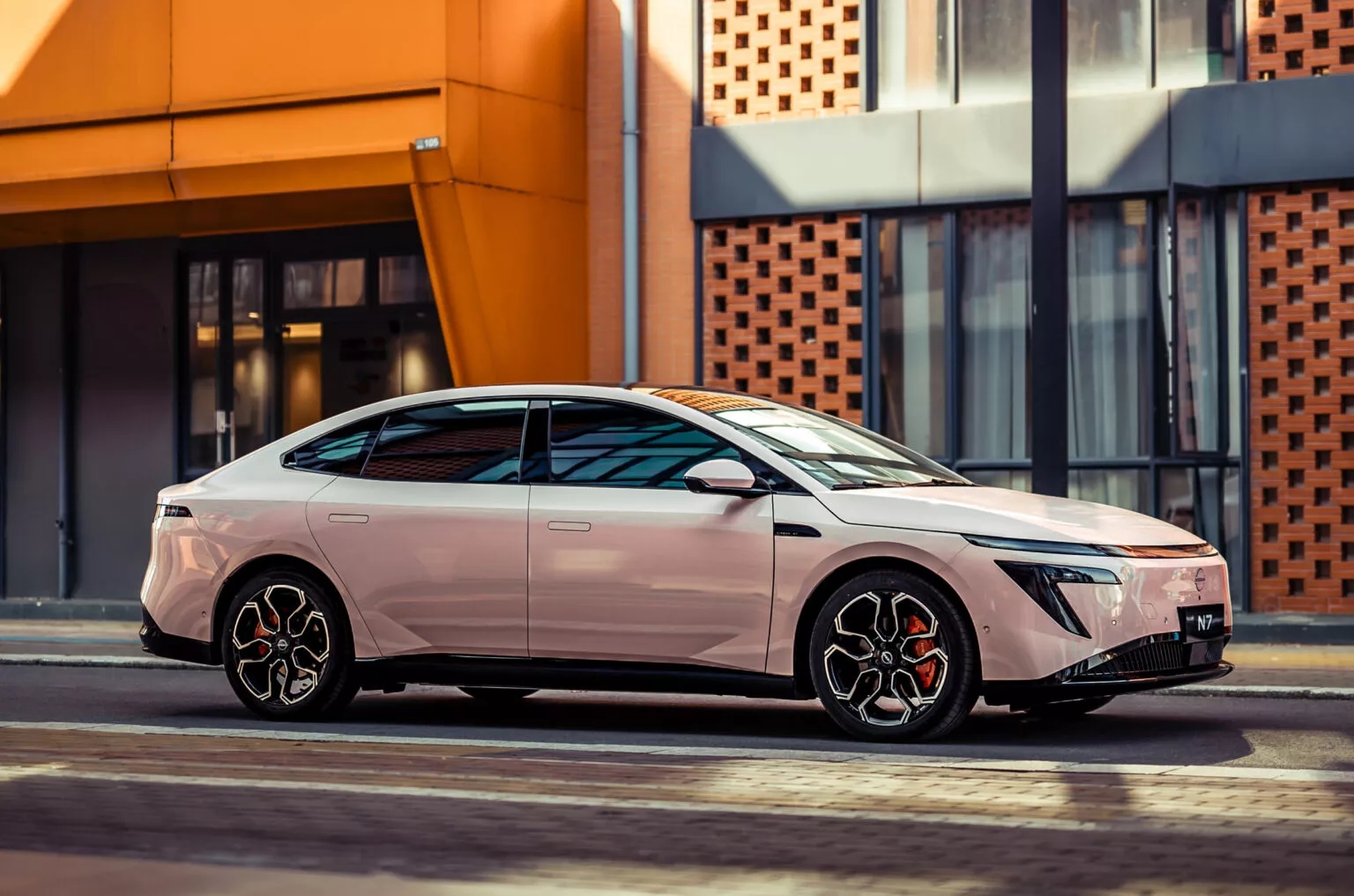 nissan n7 trung quoc 4