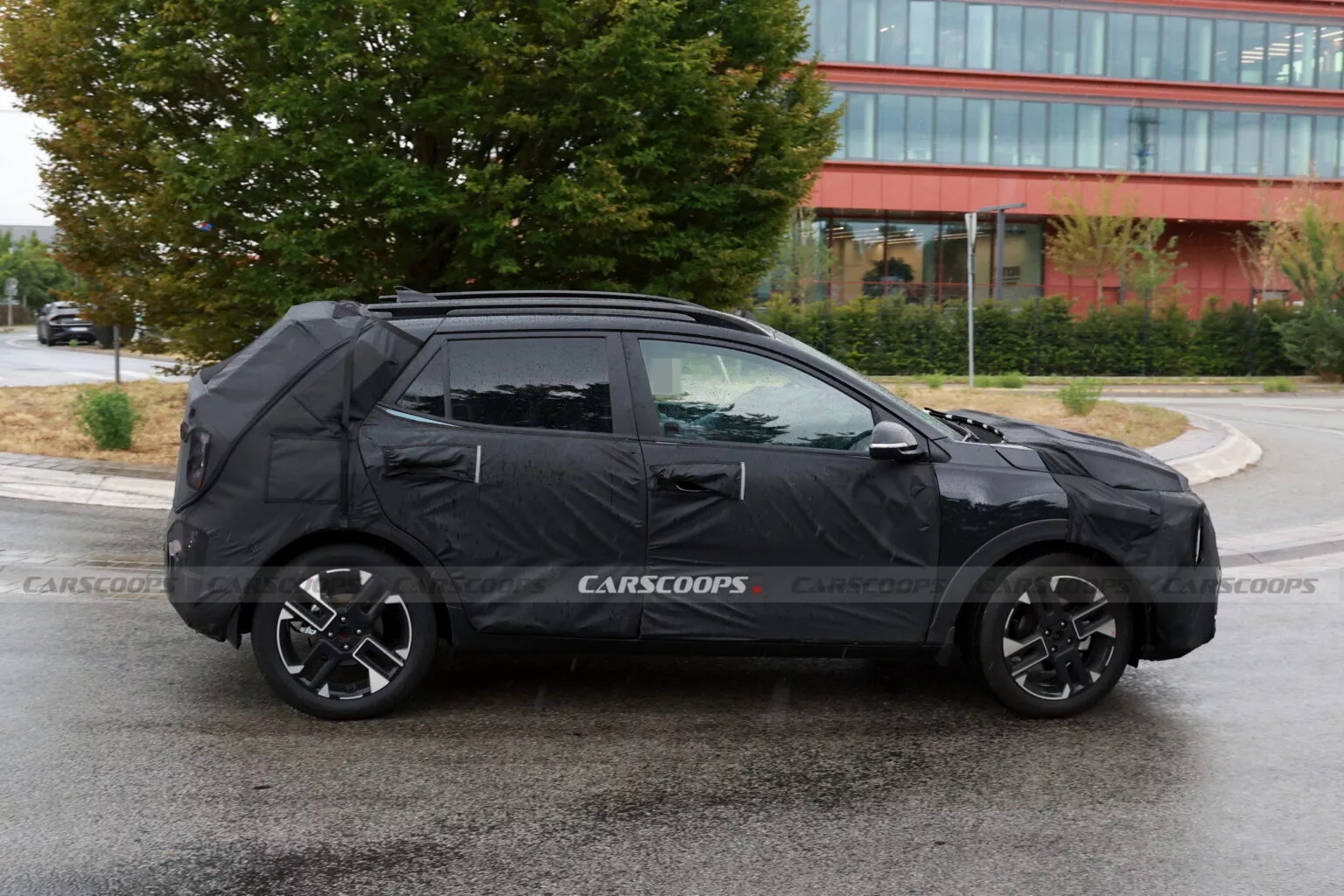 kia stonic chay thu 2