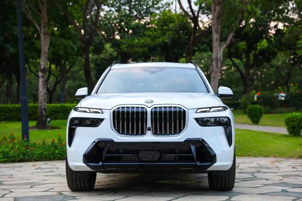 bmw x7 xdrive40i m sport bmw hanoicomvn12