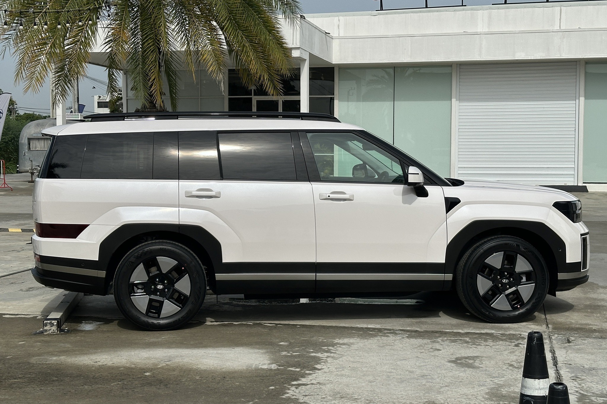 5183742037323085427686123657753280518895621n