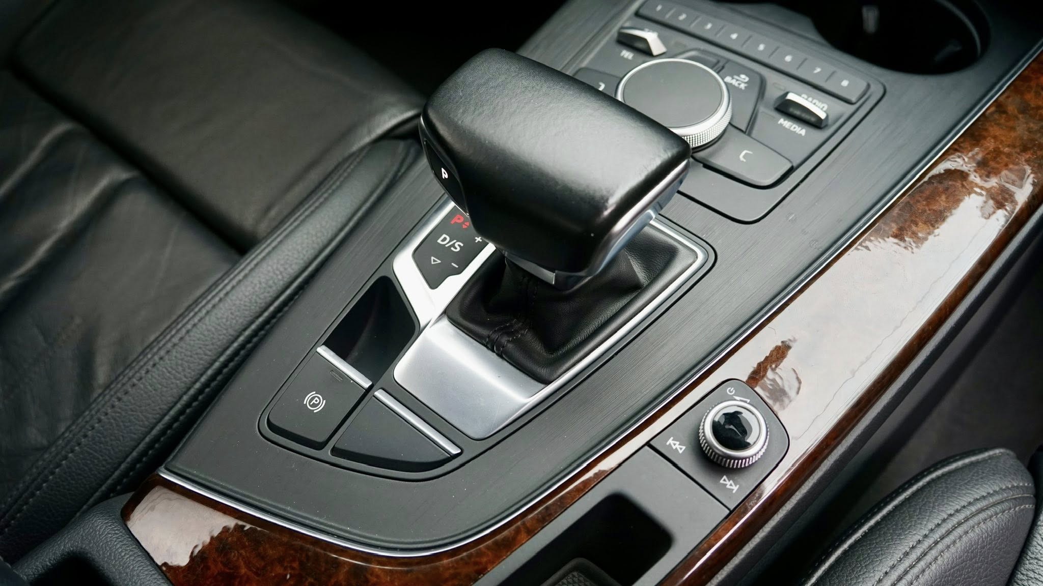 51838847133423139859077633961752376553499545n