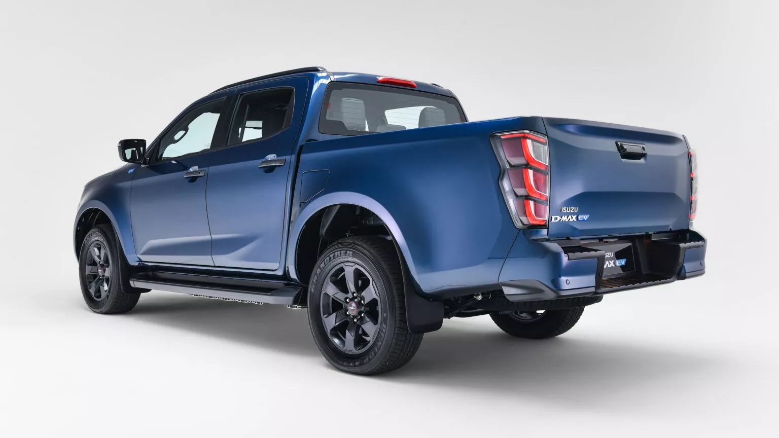 isuzu d max ev 2 1536x864 1745979397788 17459793979331776673151