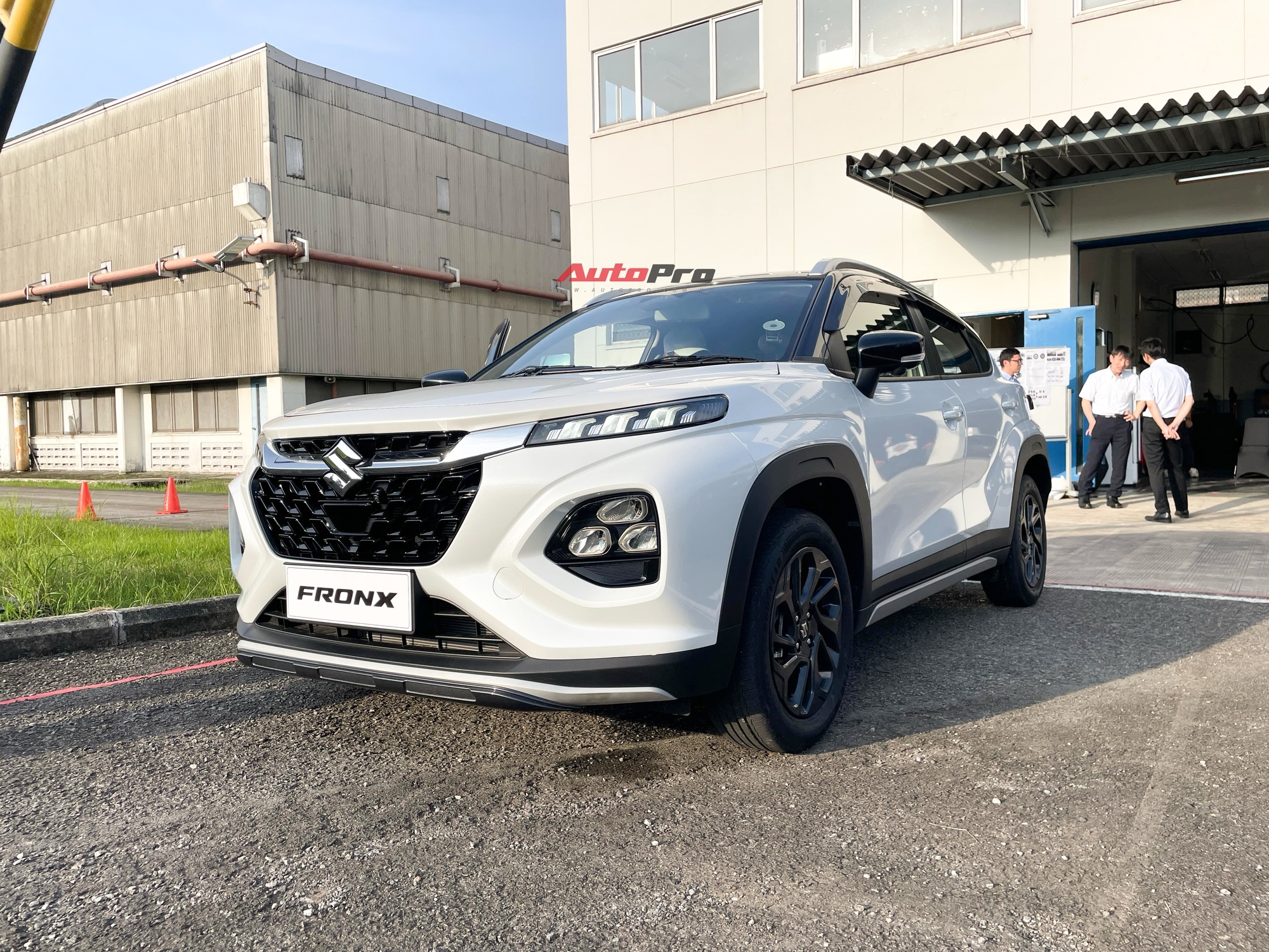 suzuki fronx indonesia autopro 1